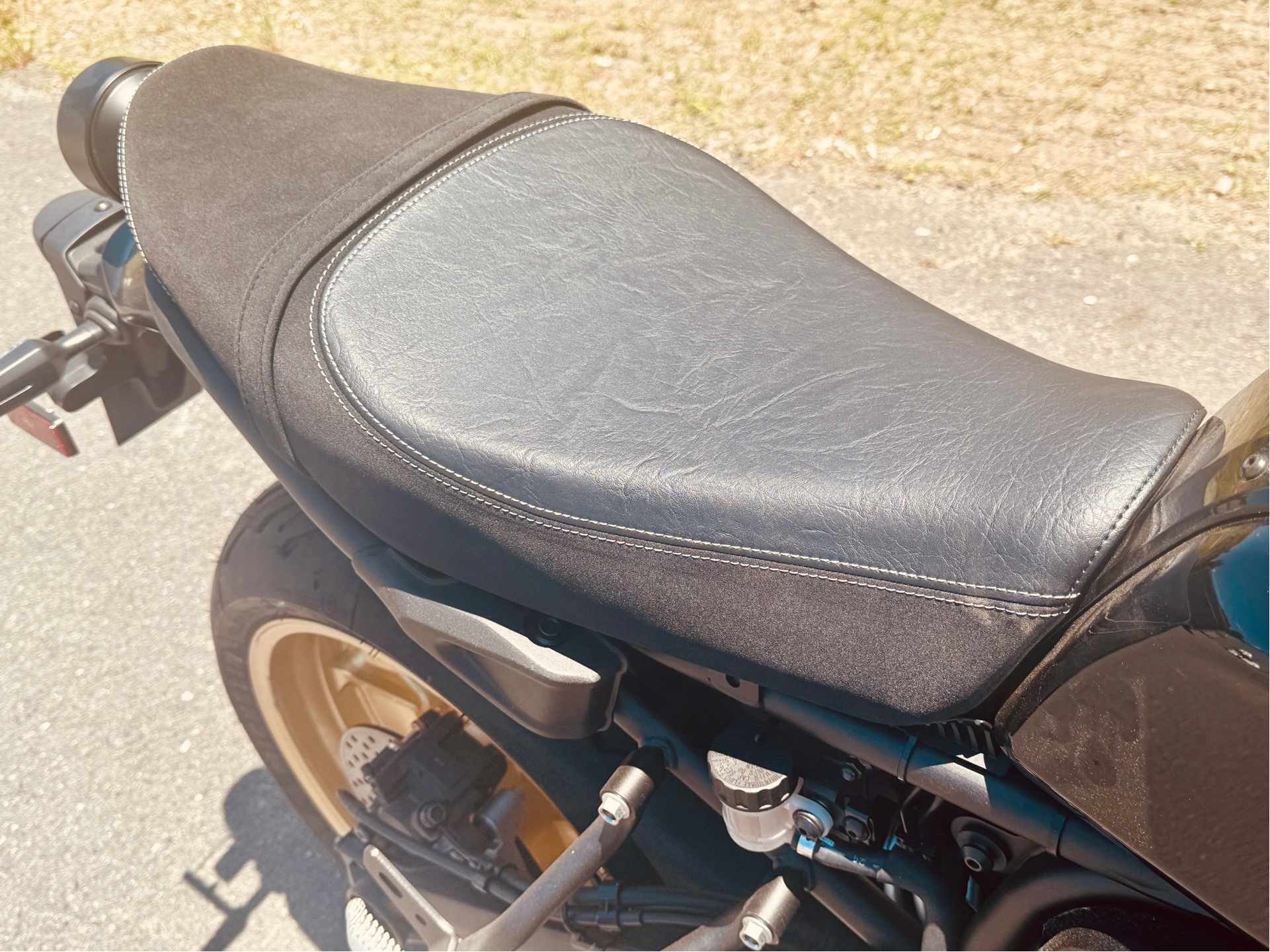2024 Yamaha XSR700 in Foxboro, Massachusetts - Photo 8