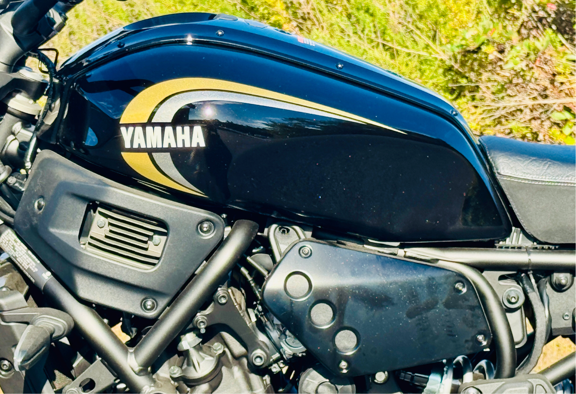 2024 Yamaha XSR700 in Foxboro, Massachusetts - Photo 15