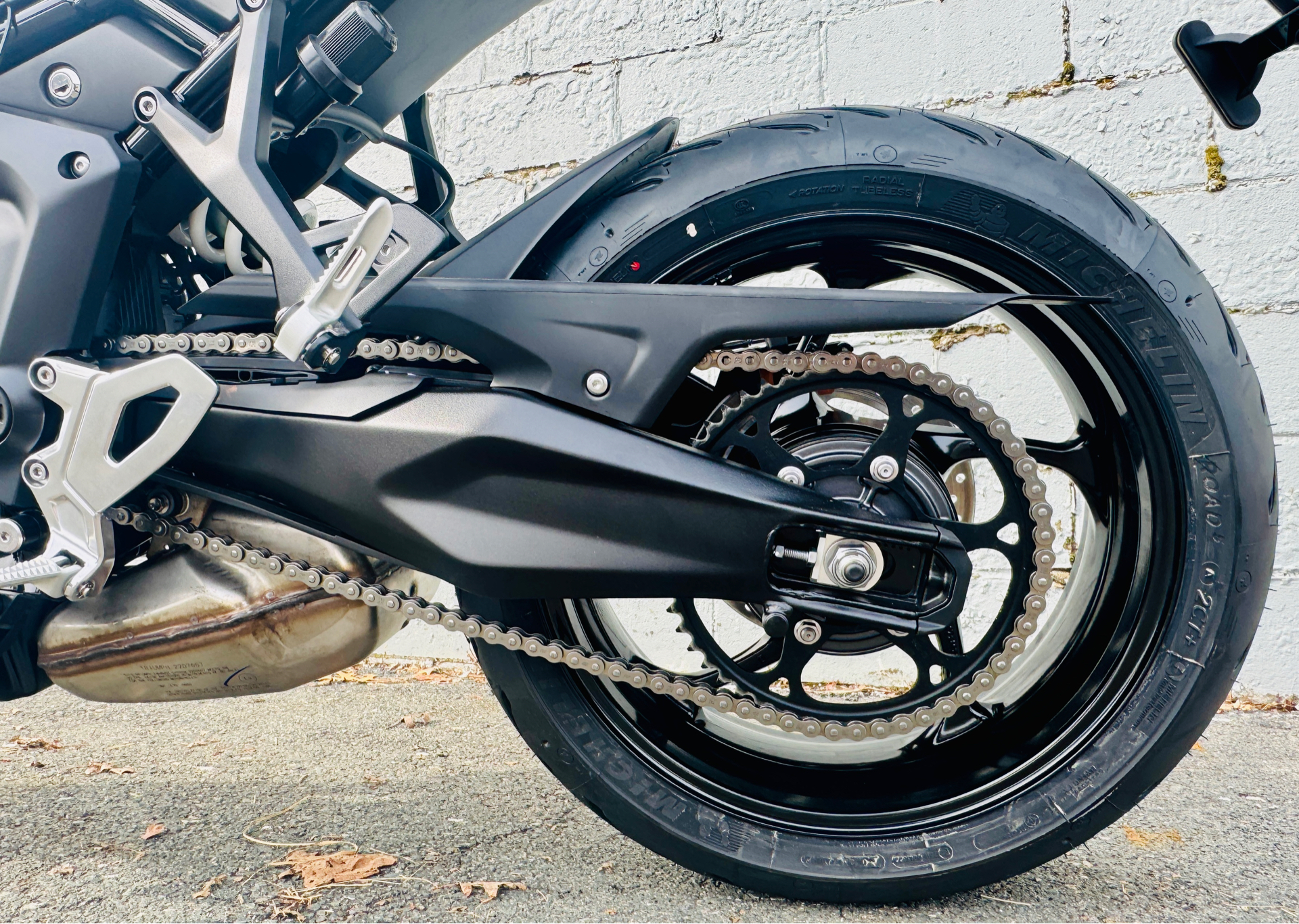 2025 Triumph Tiger Sport 660 in Foxboro, Massachusetts - Photo 17