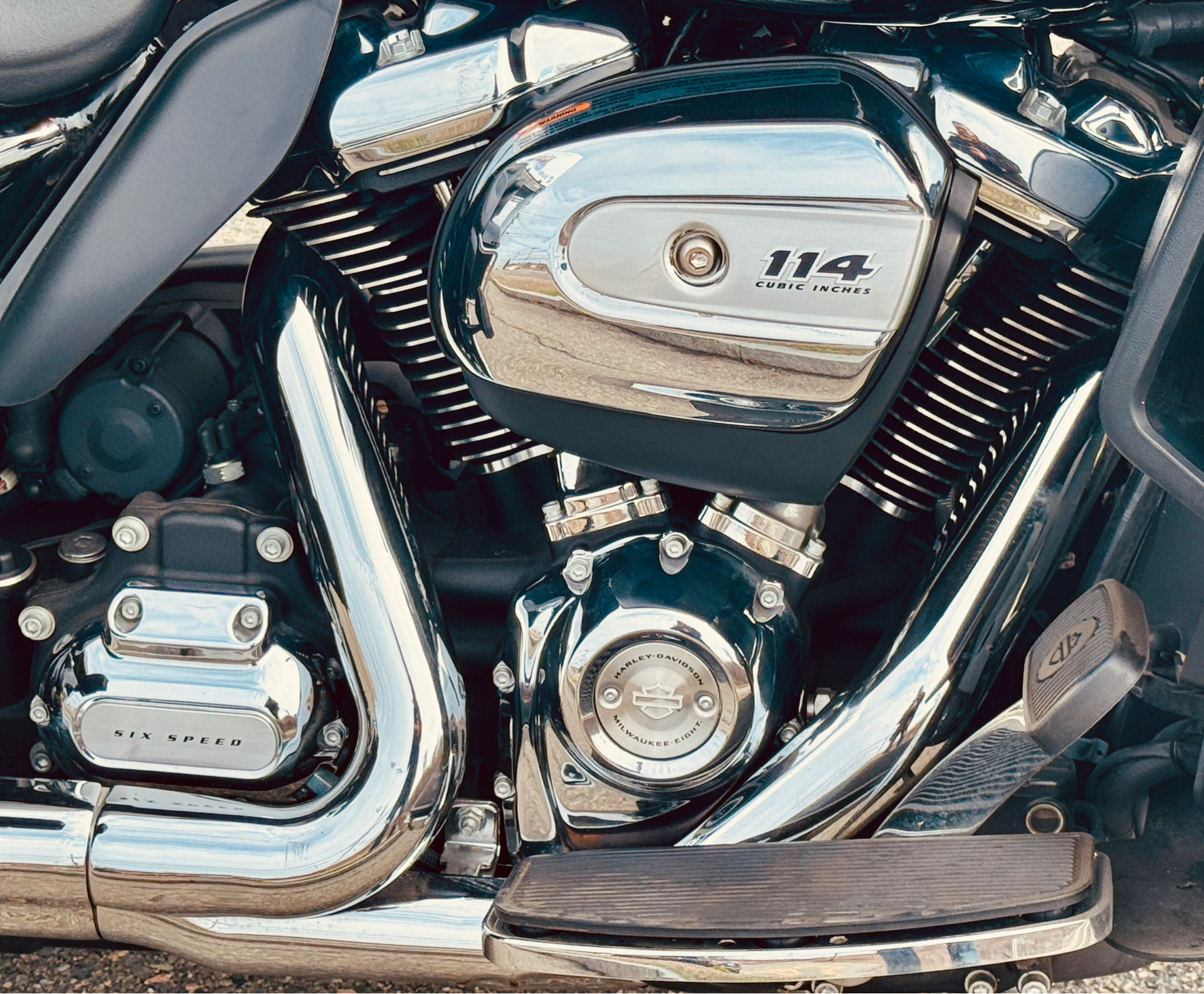 2021 Harley-Davidson Ultra Limited in Foxboro, Massachusetts - Photo 2
