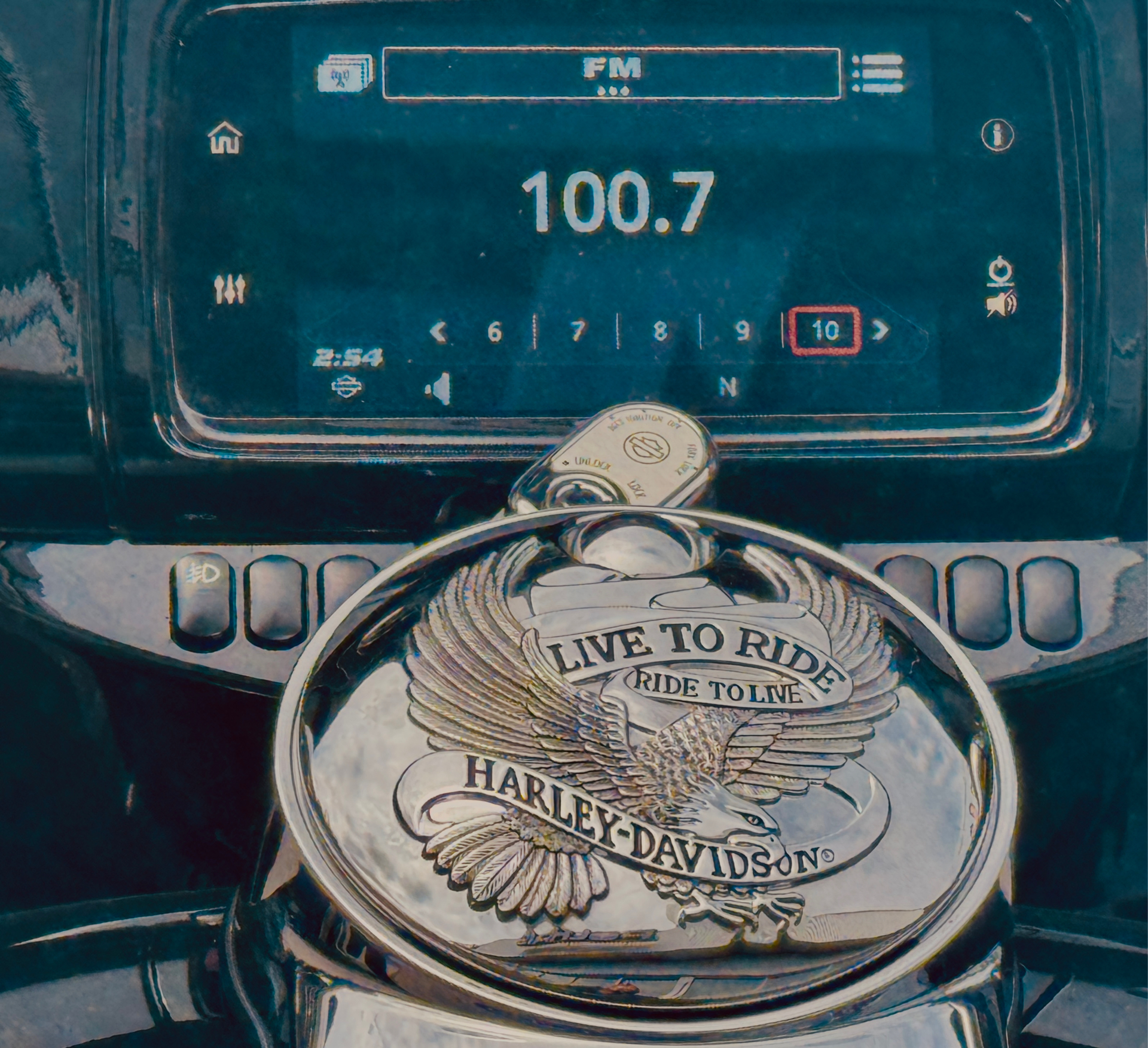 2021 Harley-Davidson Ultra Limited in Foxboro, Massachusetts - Photo 8