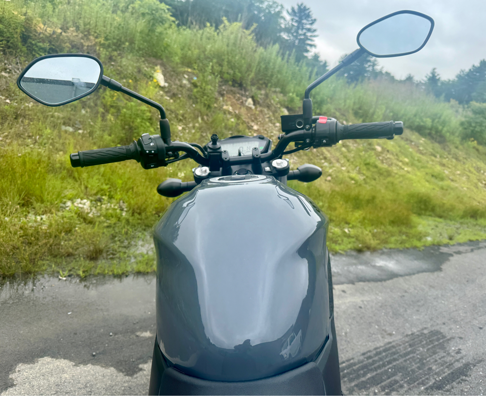 2023 Suzuki SV650 in Foxboro, Massachusetts - Photo 9