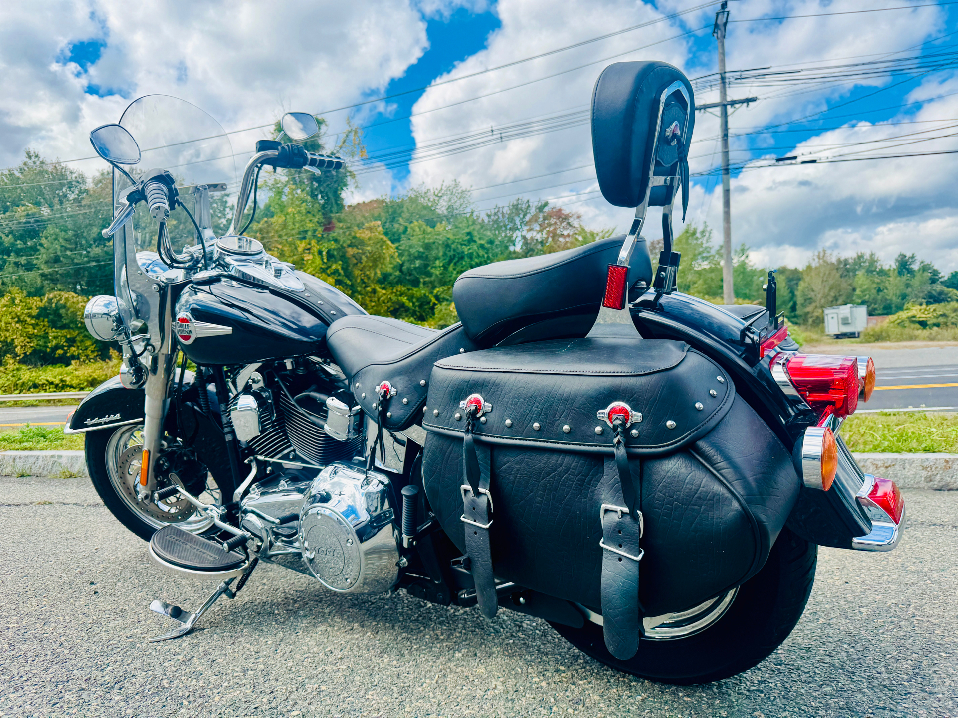2017 Harley-Davidson Heritage Softail® Classic in Foxboro, Massachusetts - Photo 5