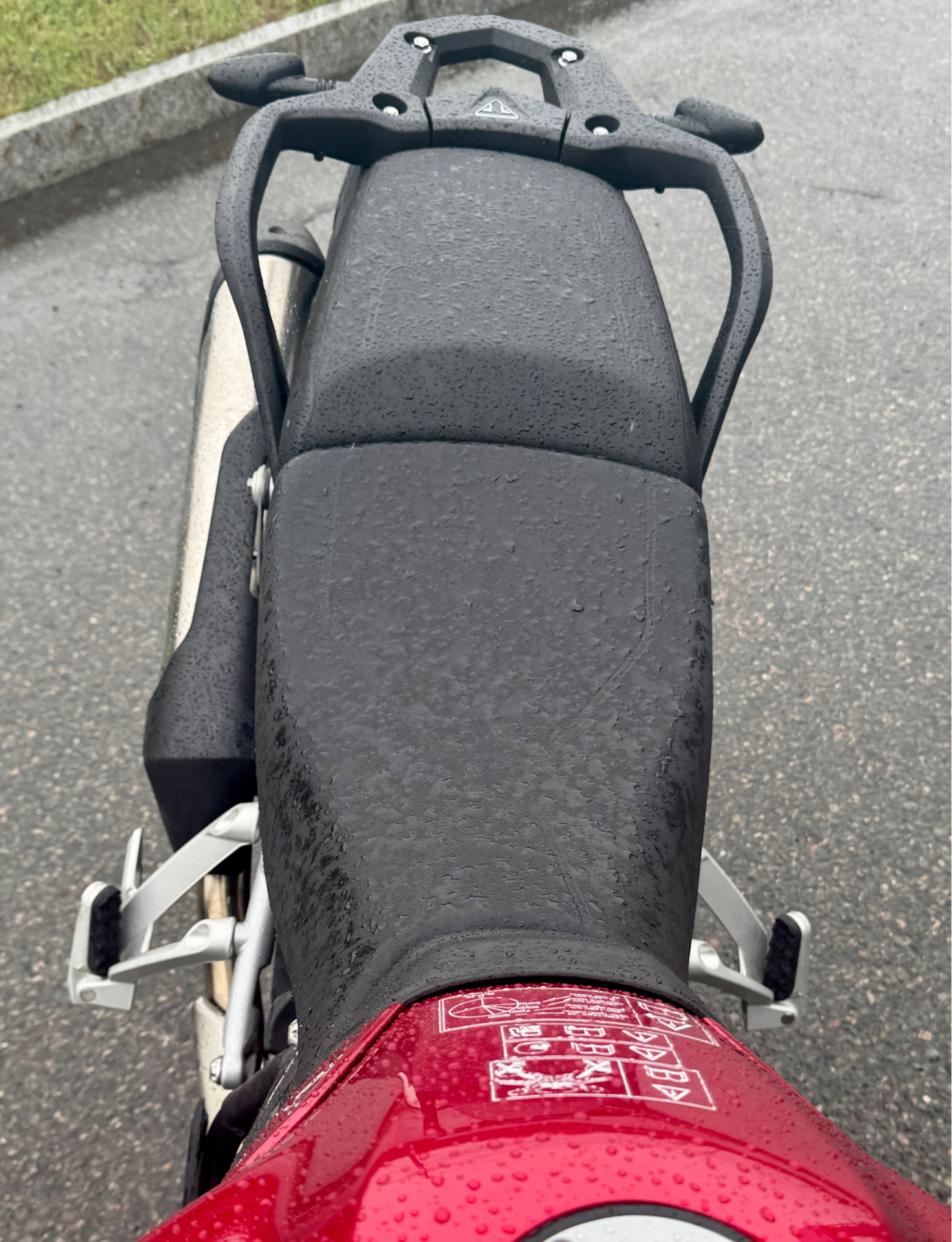 2024 Triumph Tiger 900 GT in Foxboro, Massachusetts - Photo 12