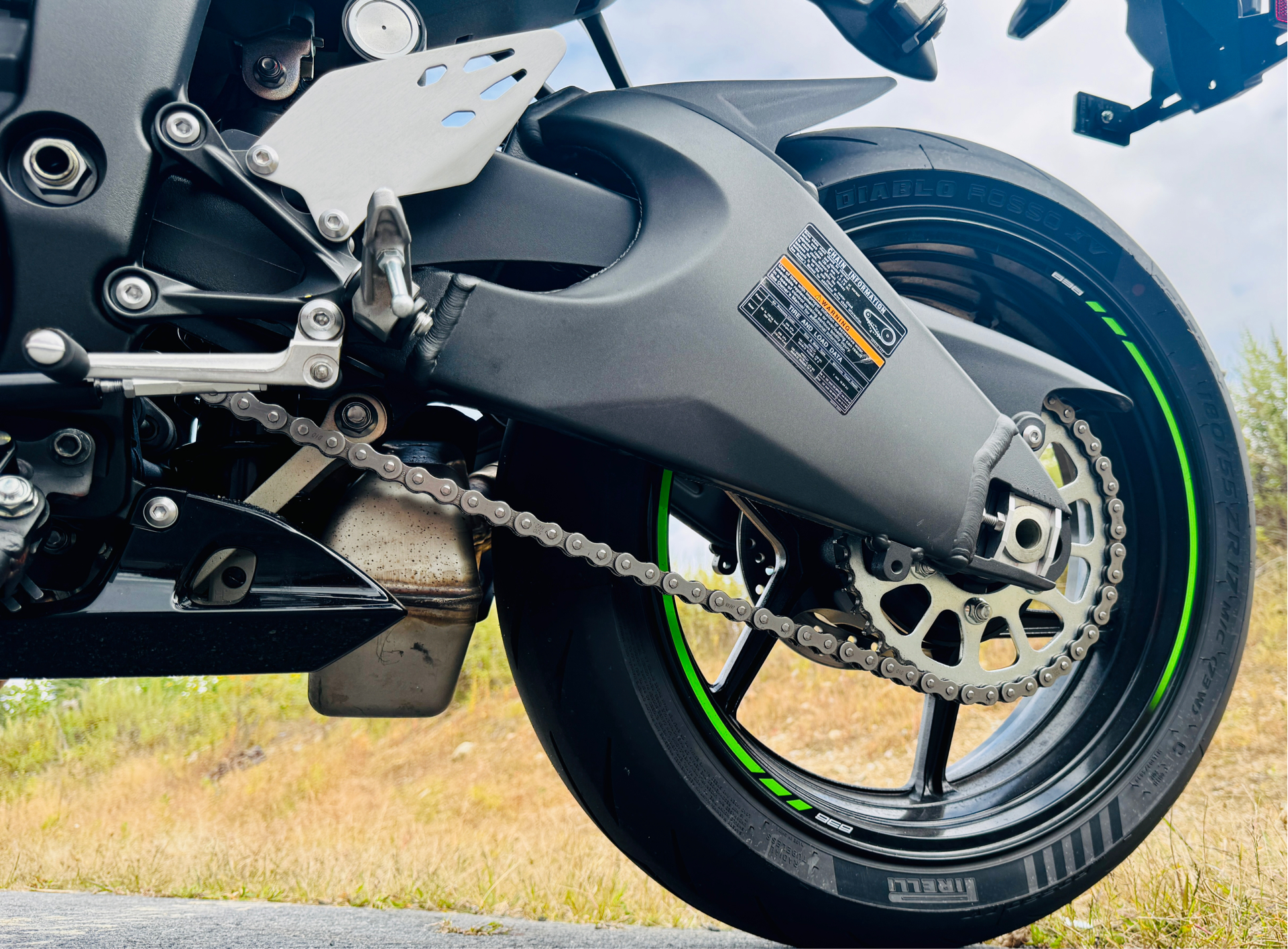 2025 Kawasaki Ninja ZX-6R KRT Edition in Foxboro, Massachusetts - Photo 10