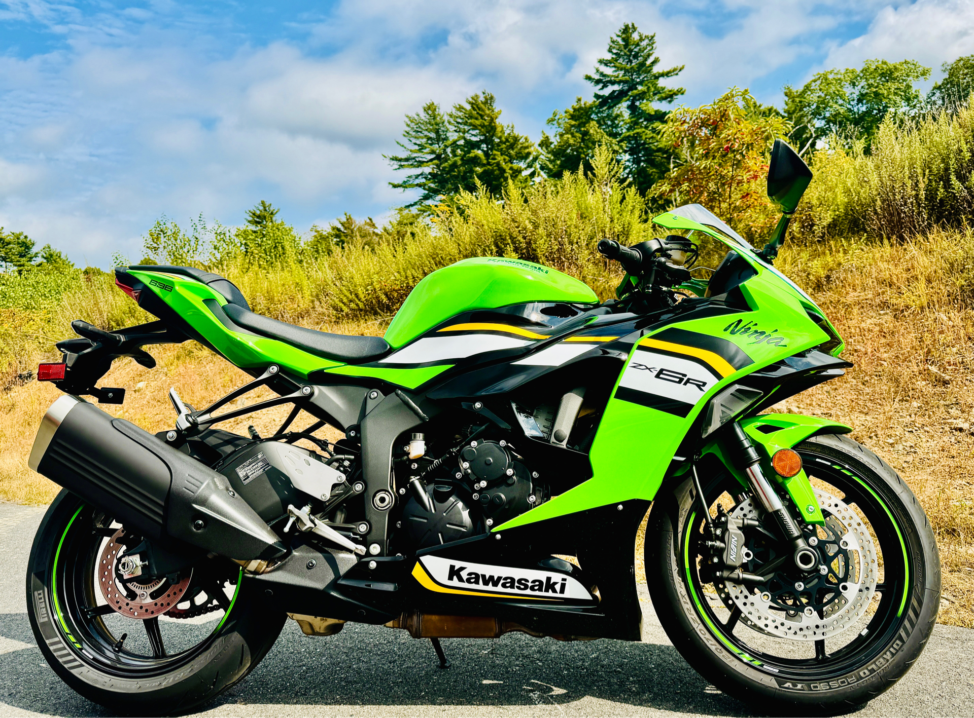 2025 Kawasaki Ninja ZX-6R KRT Edition in Foxboro, Massachusetts - Photo 17