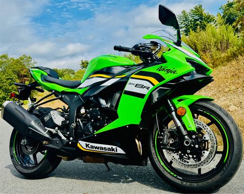 2025 Kawasaki Ninja ZX-6R KRT Edition in Foxboro, Massachusetts - Photo 22