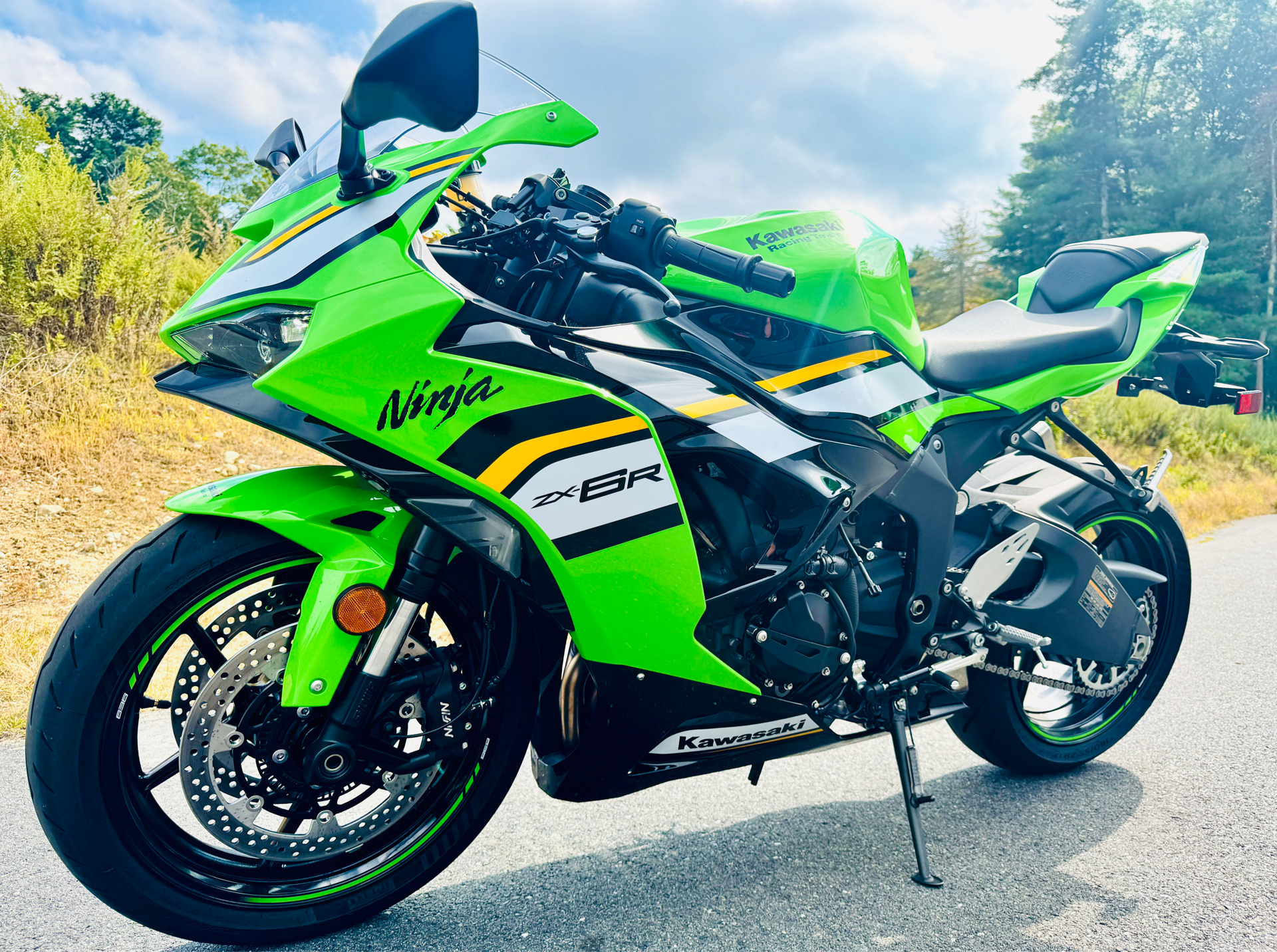 2025 Kawasaki Ninja ZX-6R KRT Edition in Foxboro, Massachusetts - Photo 5