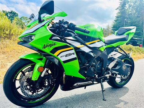 2025 Kawasaki Ninja ZX-6R KRT Edition in Foxboro, Massachusetts - Photo 5