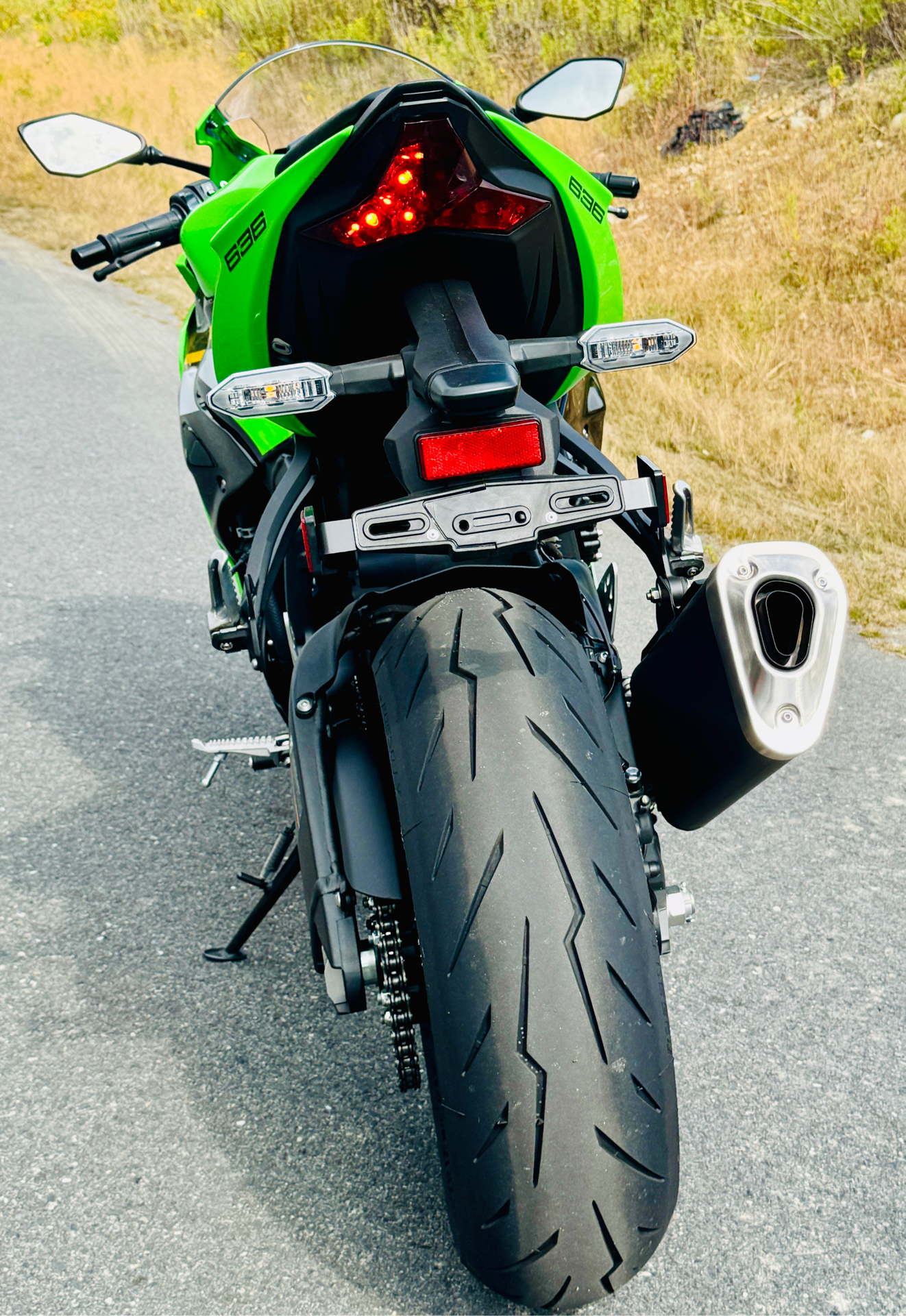 2025 Kawasaki Ninja ZX-6R KRT Edition in Foxboro, Massachusetts - Photo 11