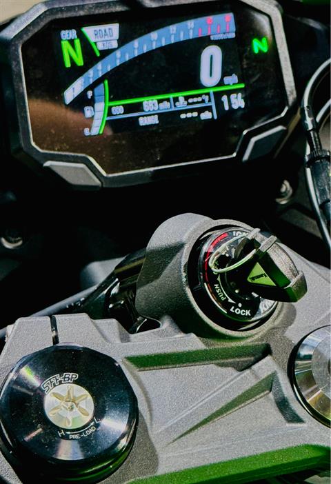 2025 Kawasaki Ninja ZX-6R KRT Edition in Foxboro, Massachusetts - Photo 2