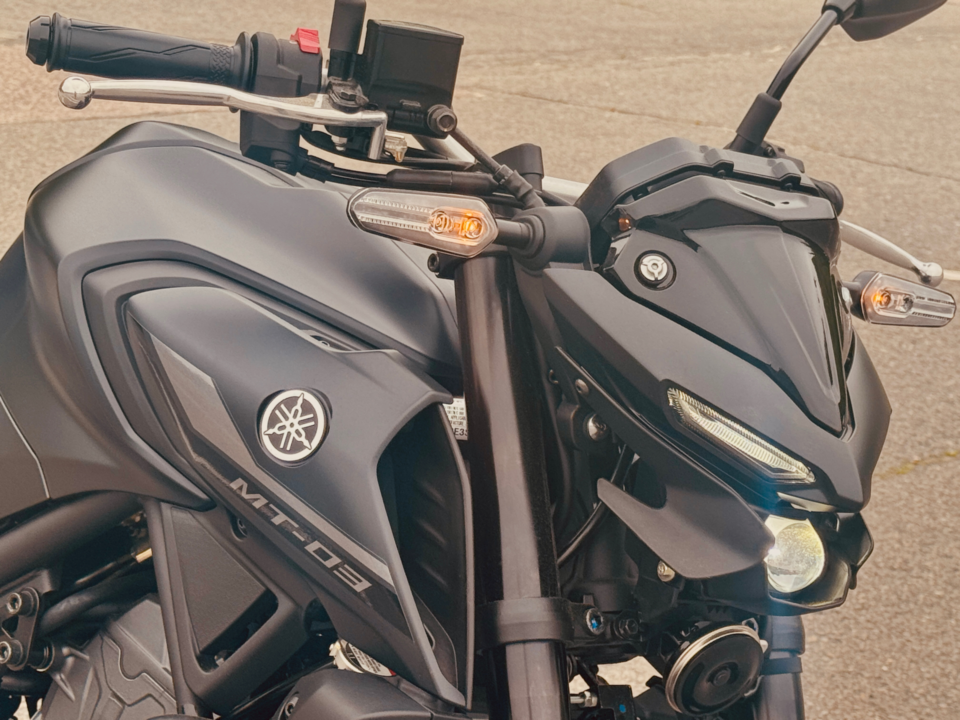 2025 Yamaha MT-03 in Foxboro, Massachusetts - Photo 14