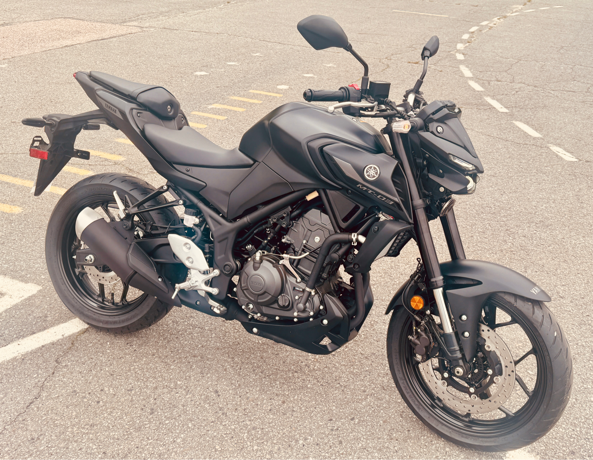 2025 Yamaha MT-03 in Foxboro, Massachusetts - Photo 23