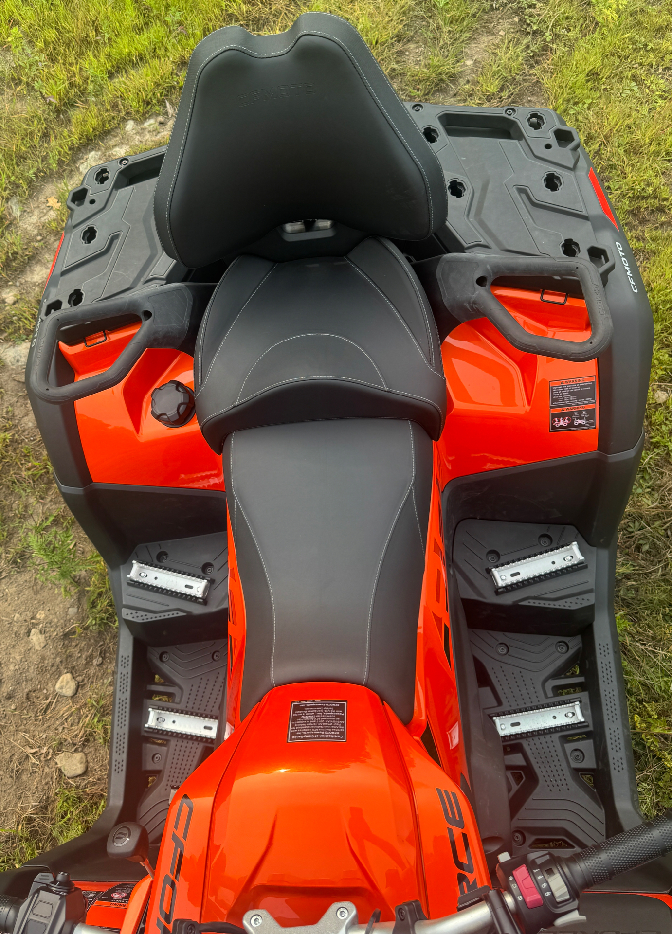2024 CFMOTO CForce 800 Touring in Foxboro, Massachusetts - Photo 2