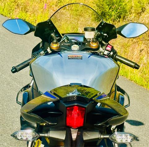2025 Yamaha YZF-R1M in Foxboro, Massachusetts - Photo 7