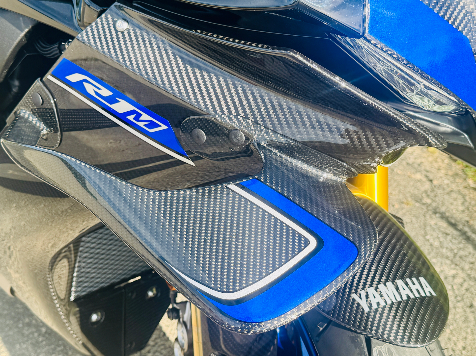 2025 Yamaha YZF-R1M in Foxboro, Massachusetts - Photo 9