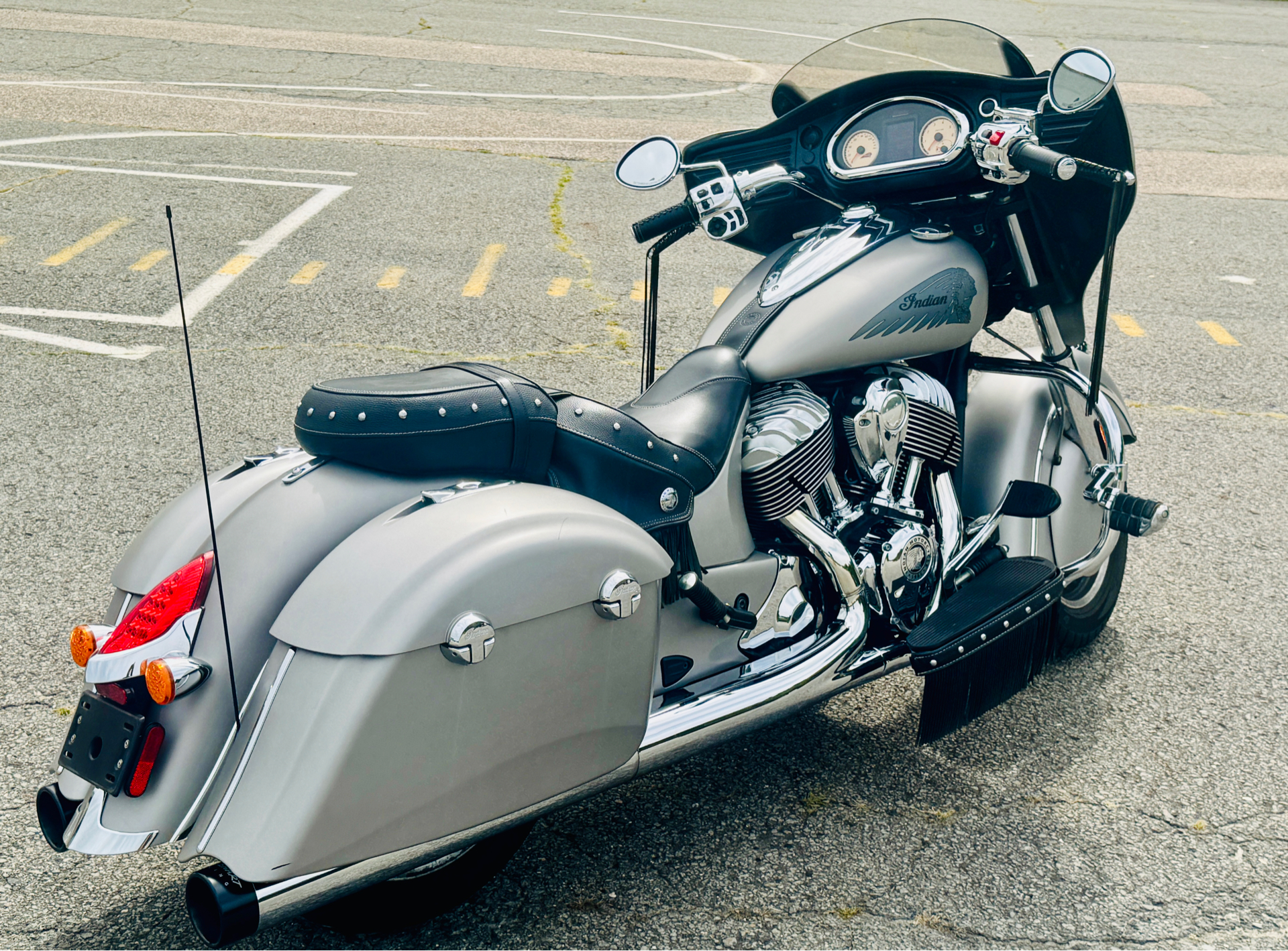 2016 Indian Motorcycle Chieftain® in Foxboro, Massachusetts - Photo 17