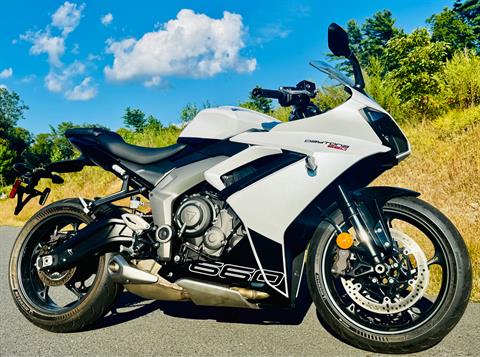2025 Triumph Daytona 660 in Foxboro, Massachusetts - Photo 12