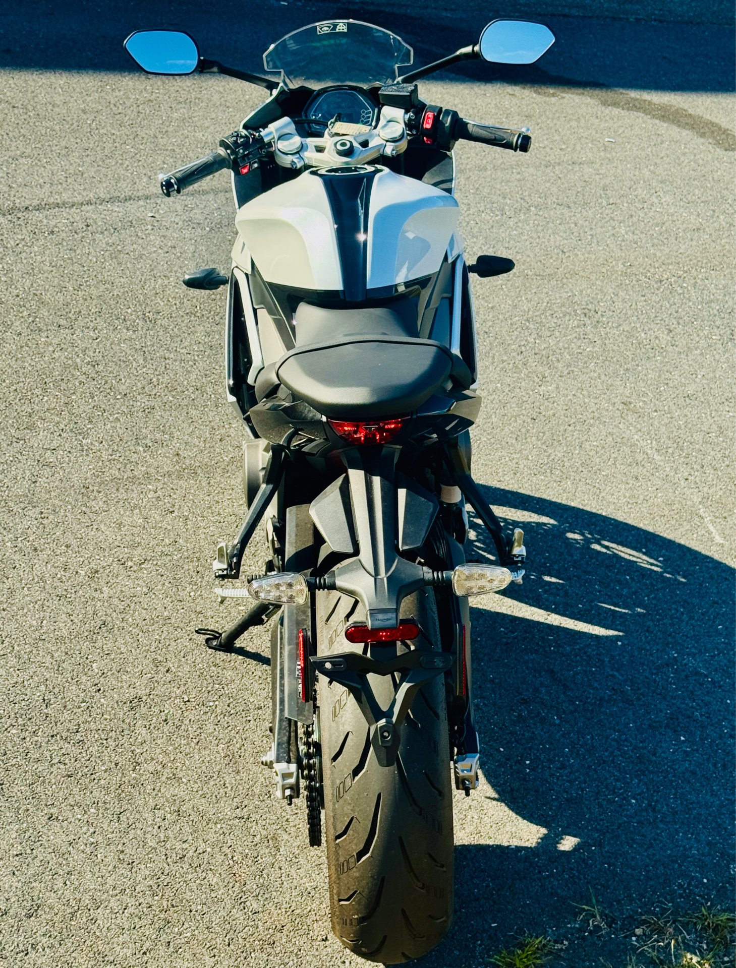 2025 Triumph Daytona 660 in Foxboro, Massachusetts - Photo 7
