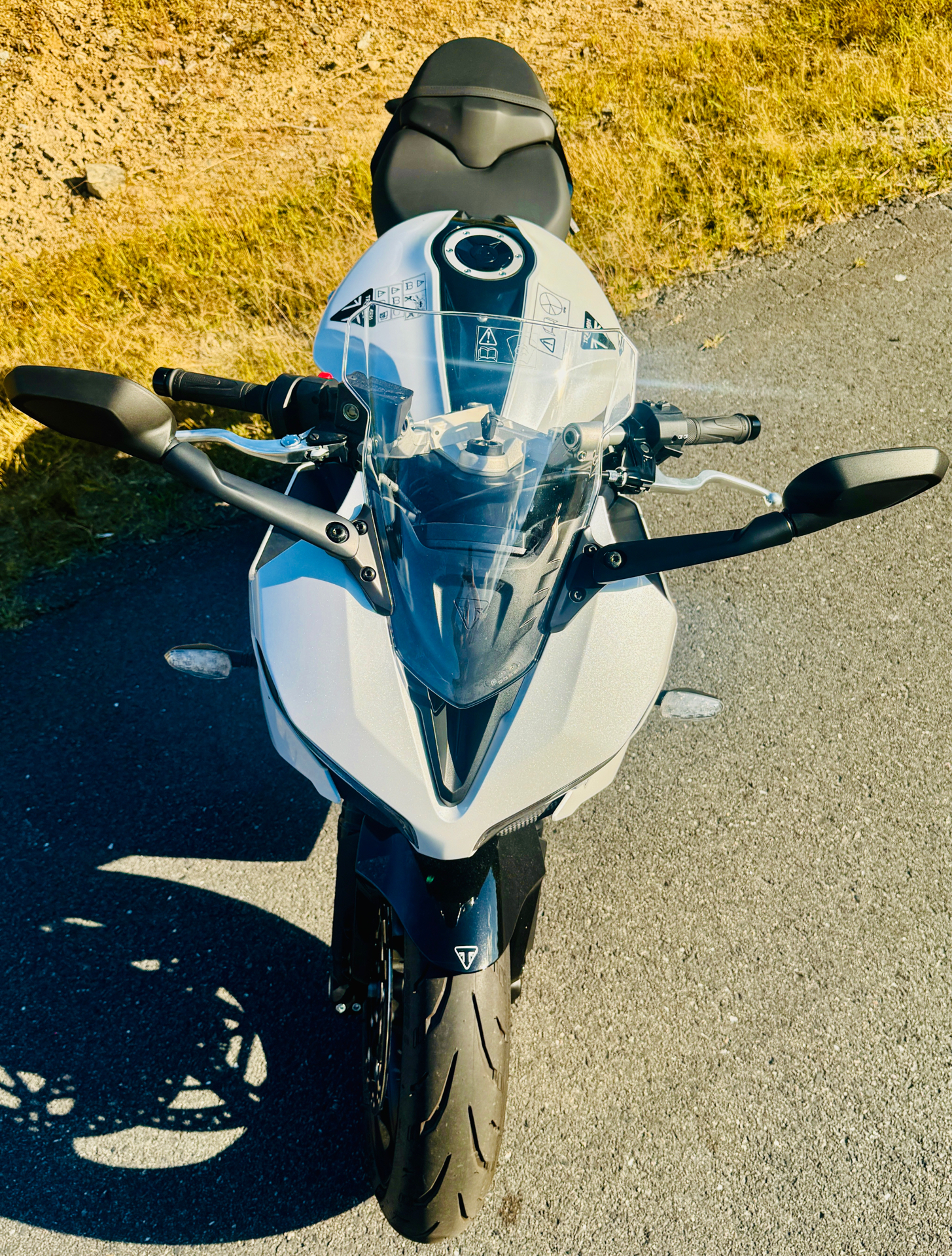 2025 Triumph Daytona 660 in Foxboro, Massachusetts - Photo 5