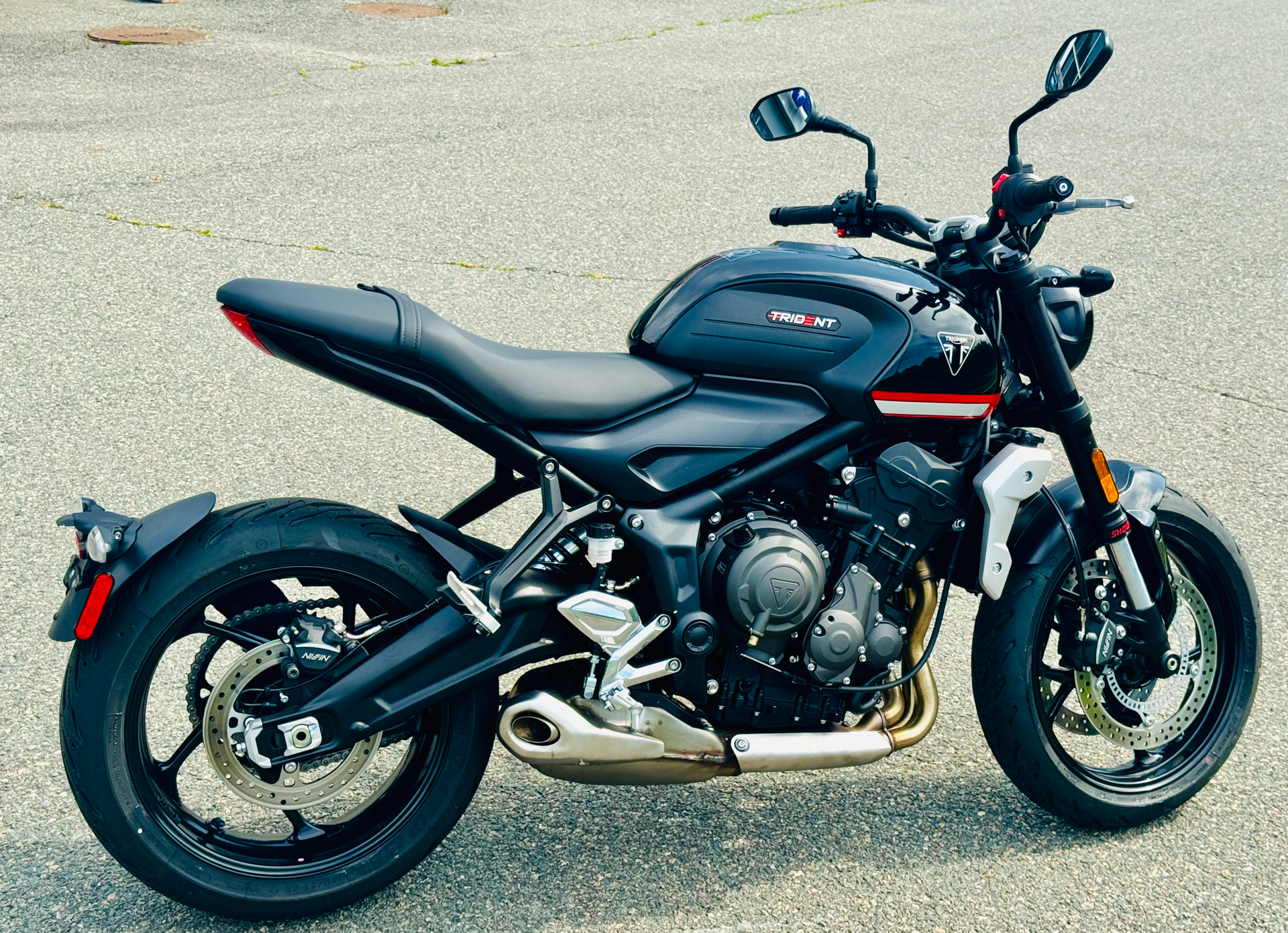 2024 Triumph Trident 660 in Foxboro, Massachusetts - Photo 9