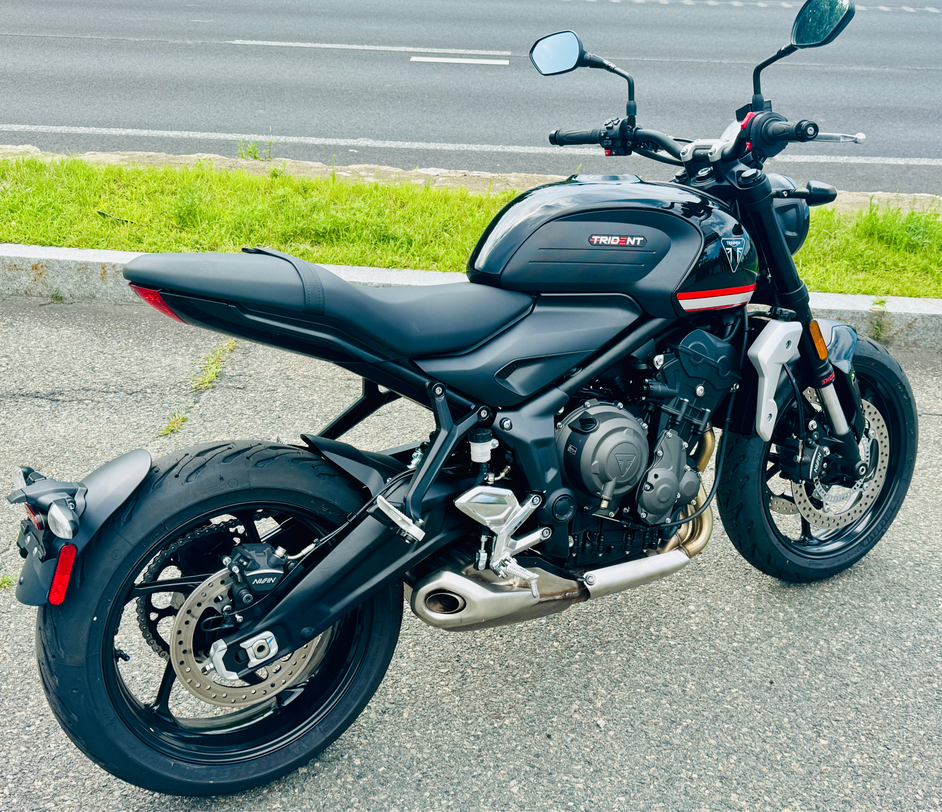 2024 Triumph Trident 660 in Foxboro, Massachusetts - Photo 7