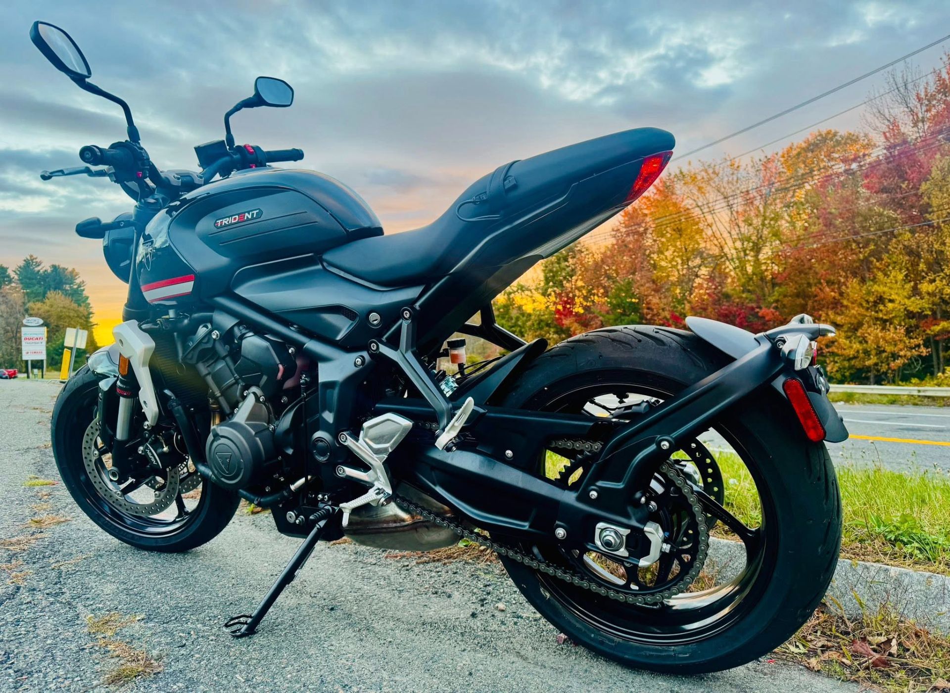 2024 Triumph Trident 660 in Foxboro, Massachusetts - Photo 3