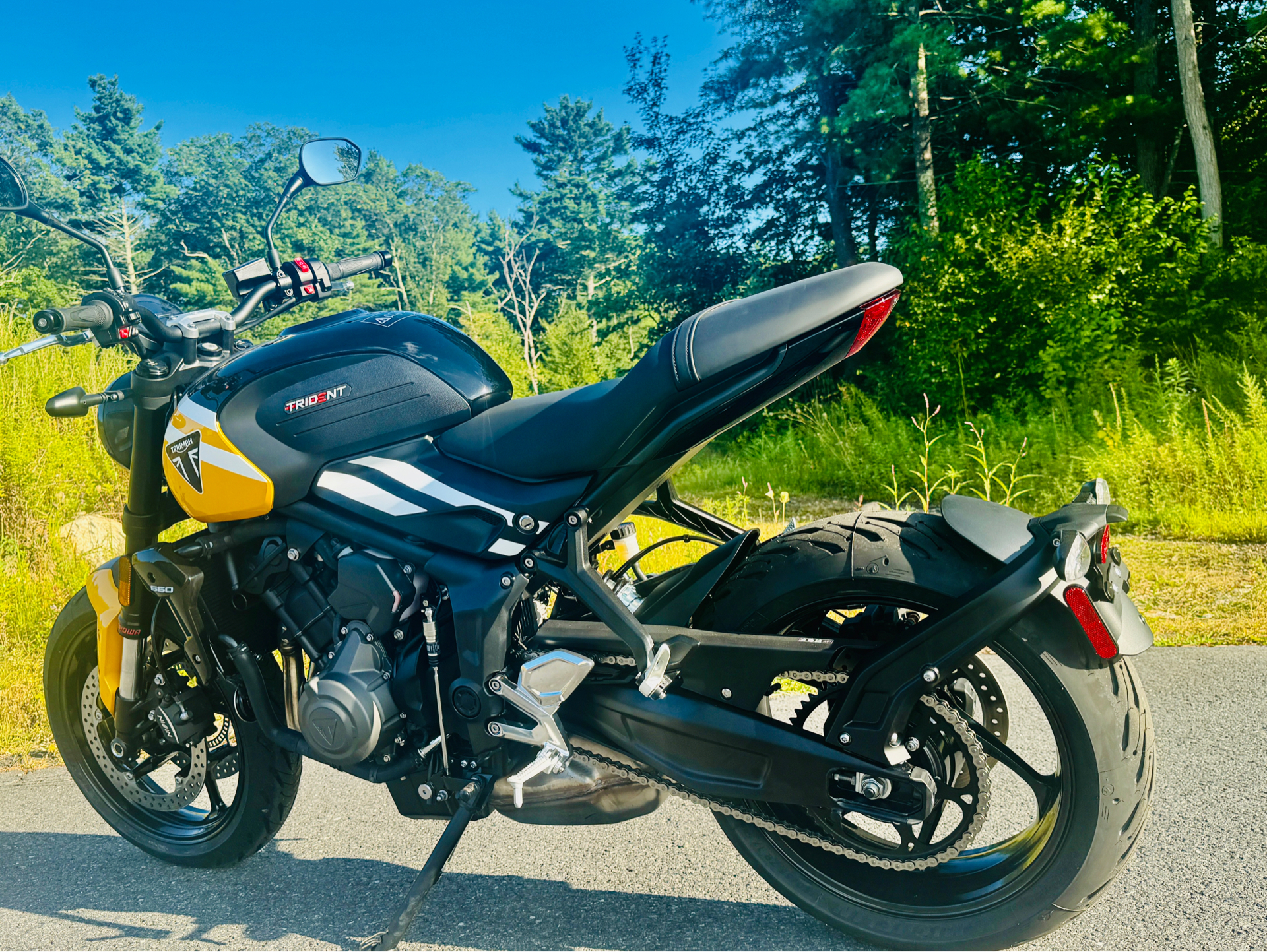 2025 Triumph Trident 660 in Foxboro, Massachusetts - Photo 5