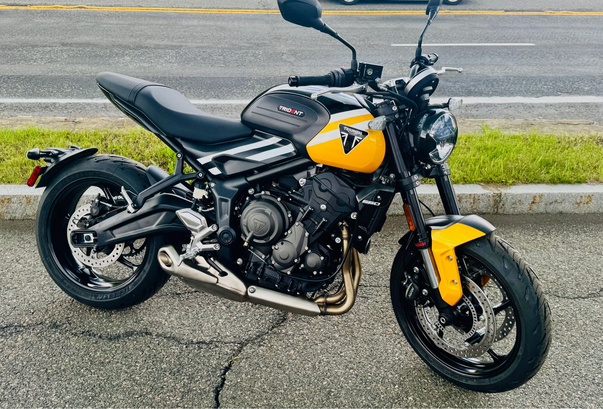 2025 Triumph Trident 660 in Foxboro, Massachusetts - Photo 7