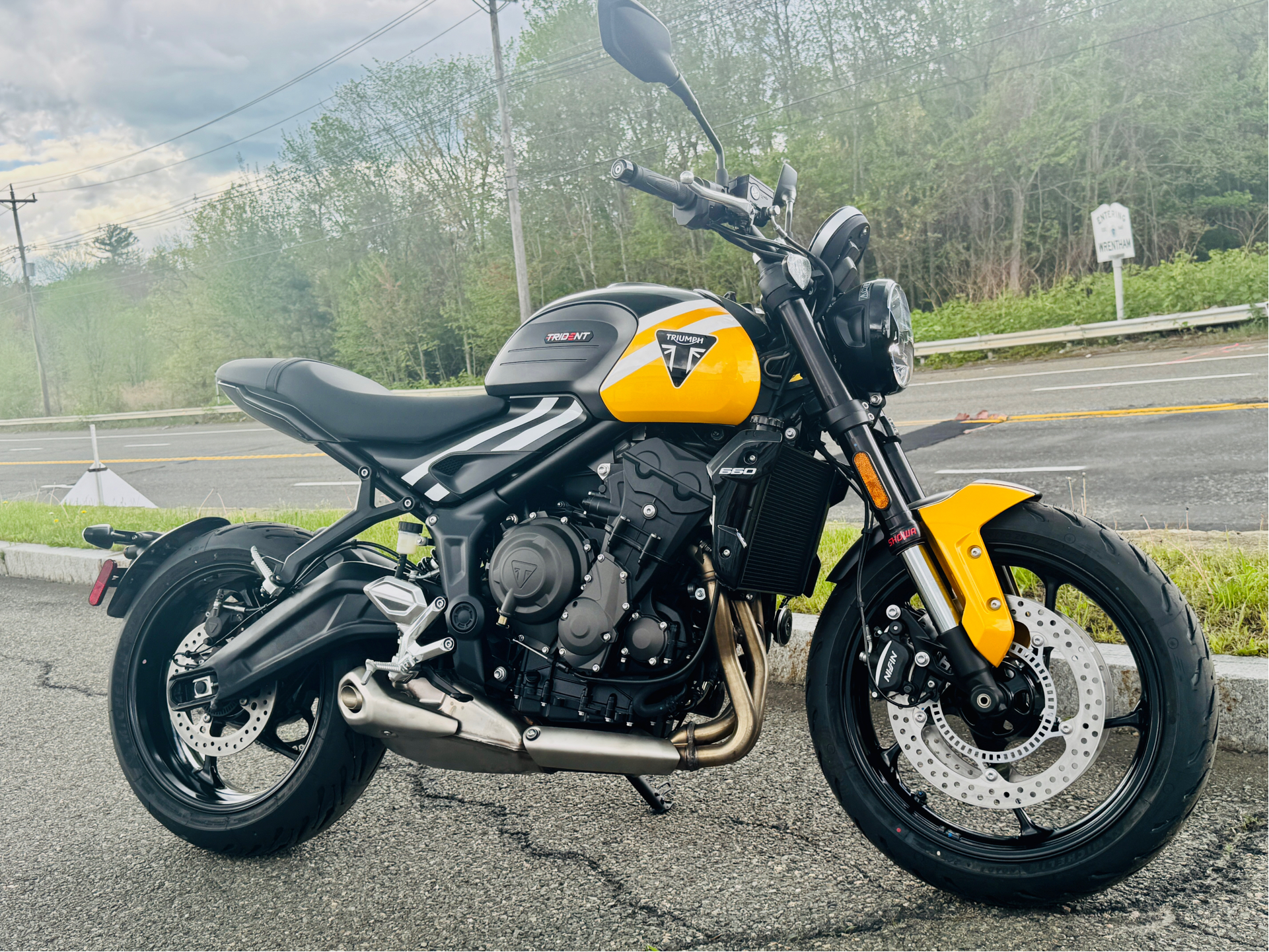 2025 Triumph Trident 660 in Foxboro, Massachusetts - Photo 20
