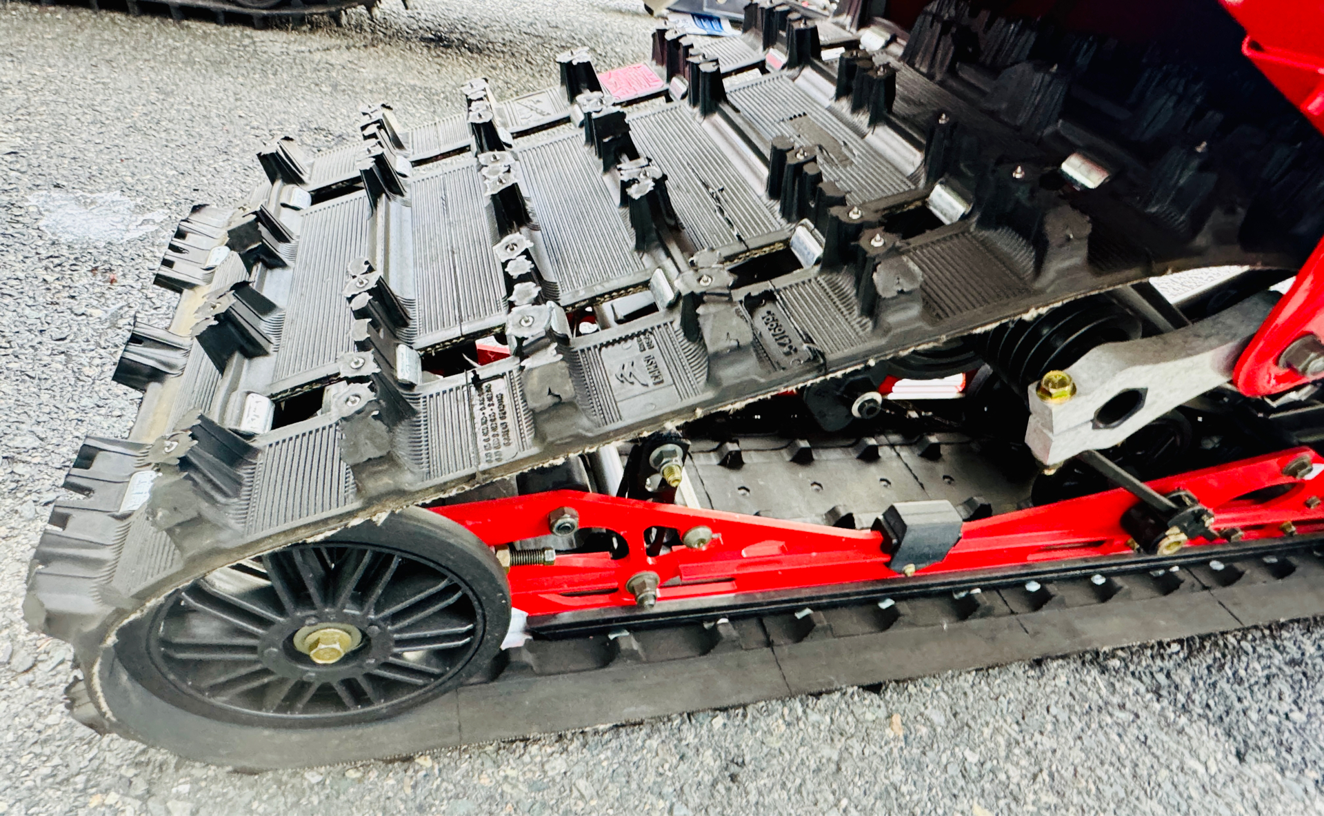 2023 Polaris 650 Indy Adventure 137 in Foxboro, Massachusetts - Photo 11