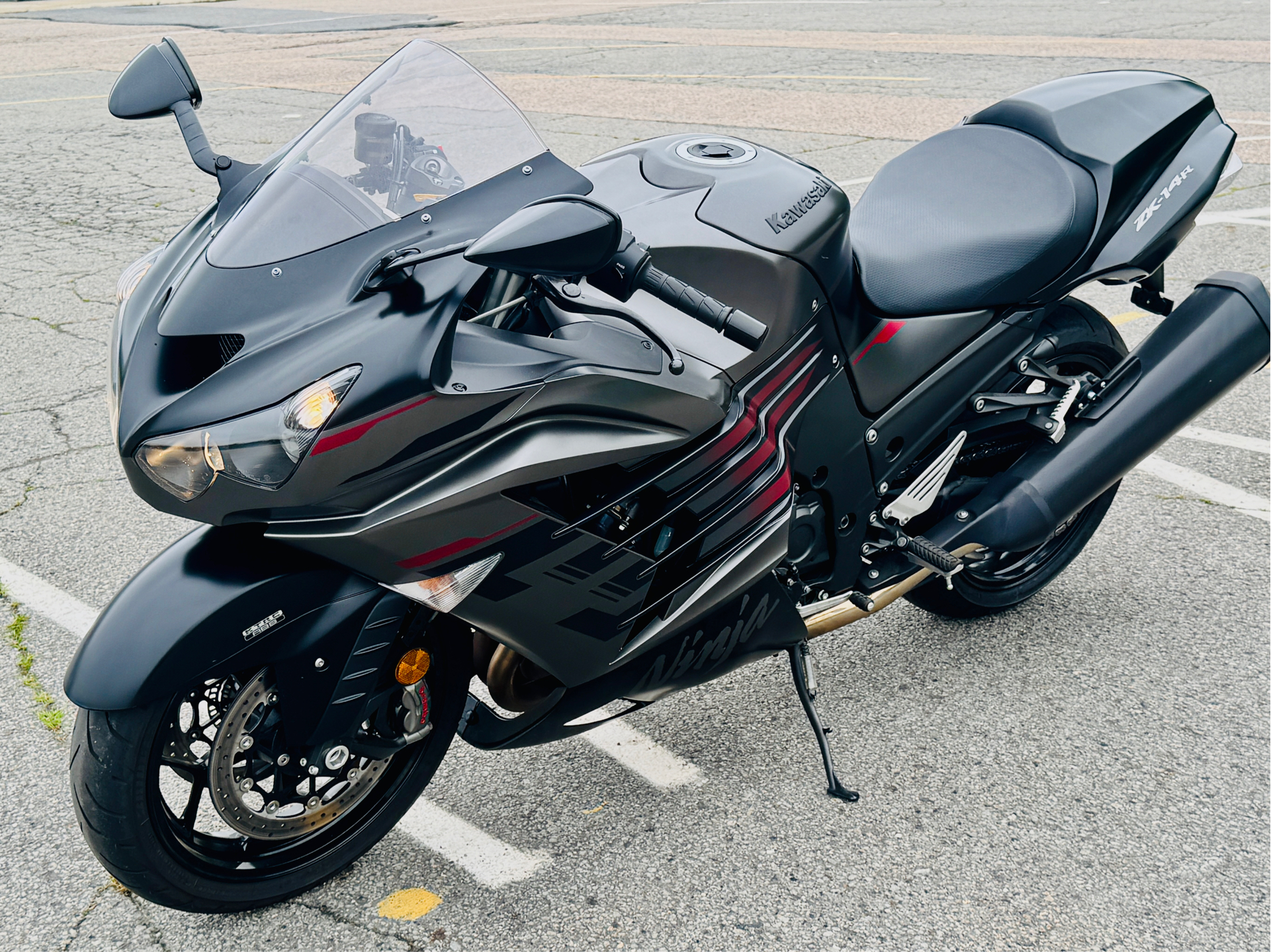 2023 Kawasaki Ninja ZX-14R ABS in Foxboro, Massachusetts - Photo 5
