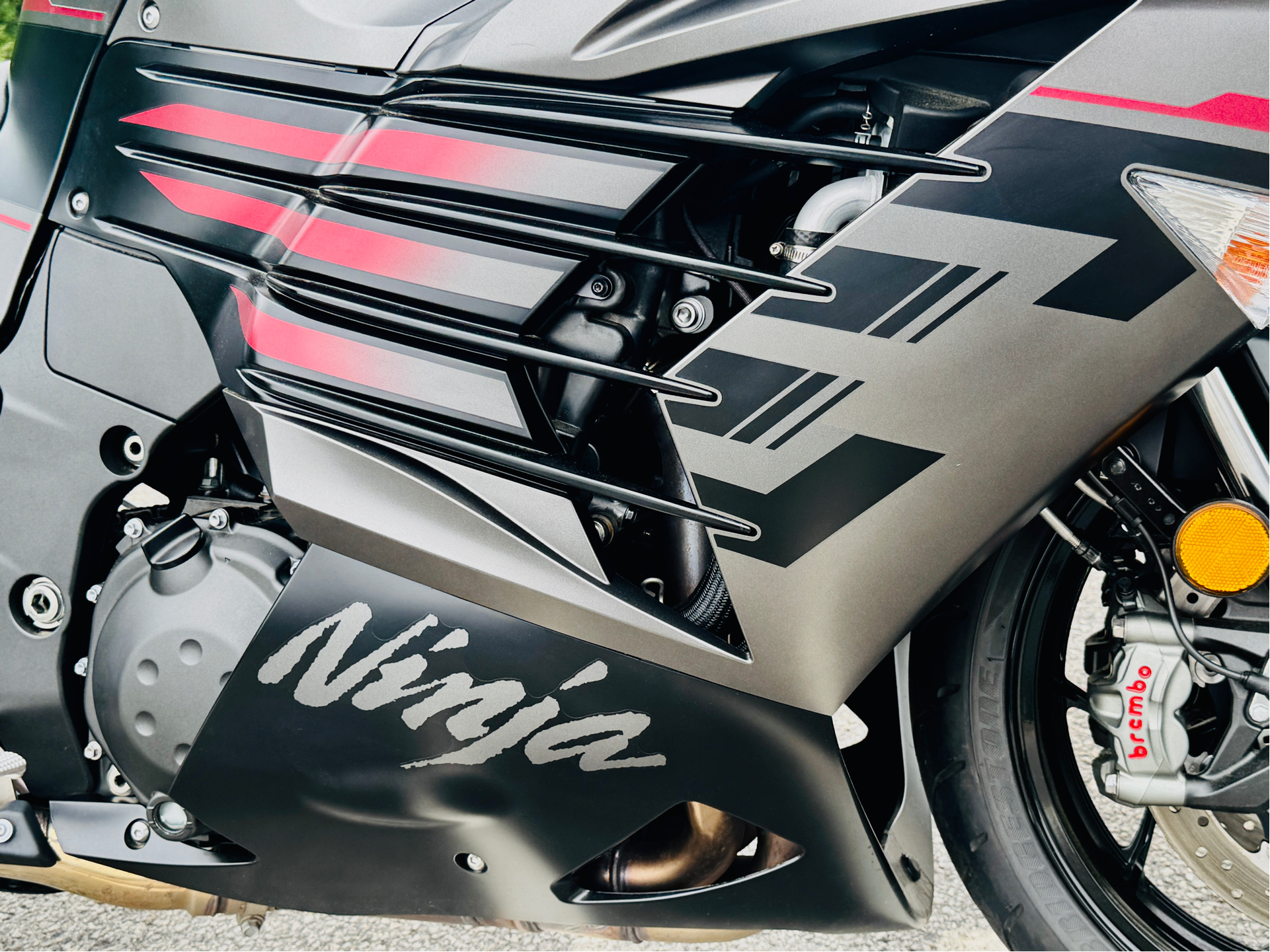 2023 Kawasaki Ninja ZX-14R ABS in Foxboro, Massachusetts - Photo 6