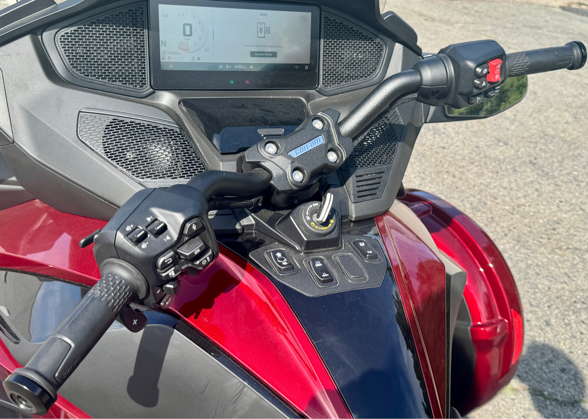 2024 Can-Am Spyder RT Limited in Foxboro, Massachusetts - Photo 14