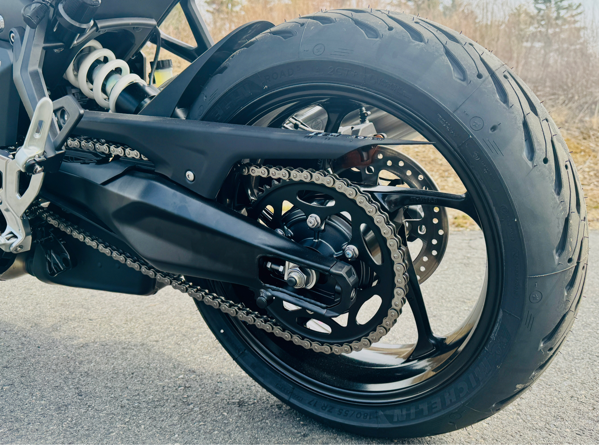 2025 Triumph Tiger Sport 800 in Foxboro, Massachusetts - Photo 18