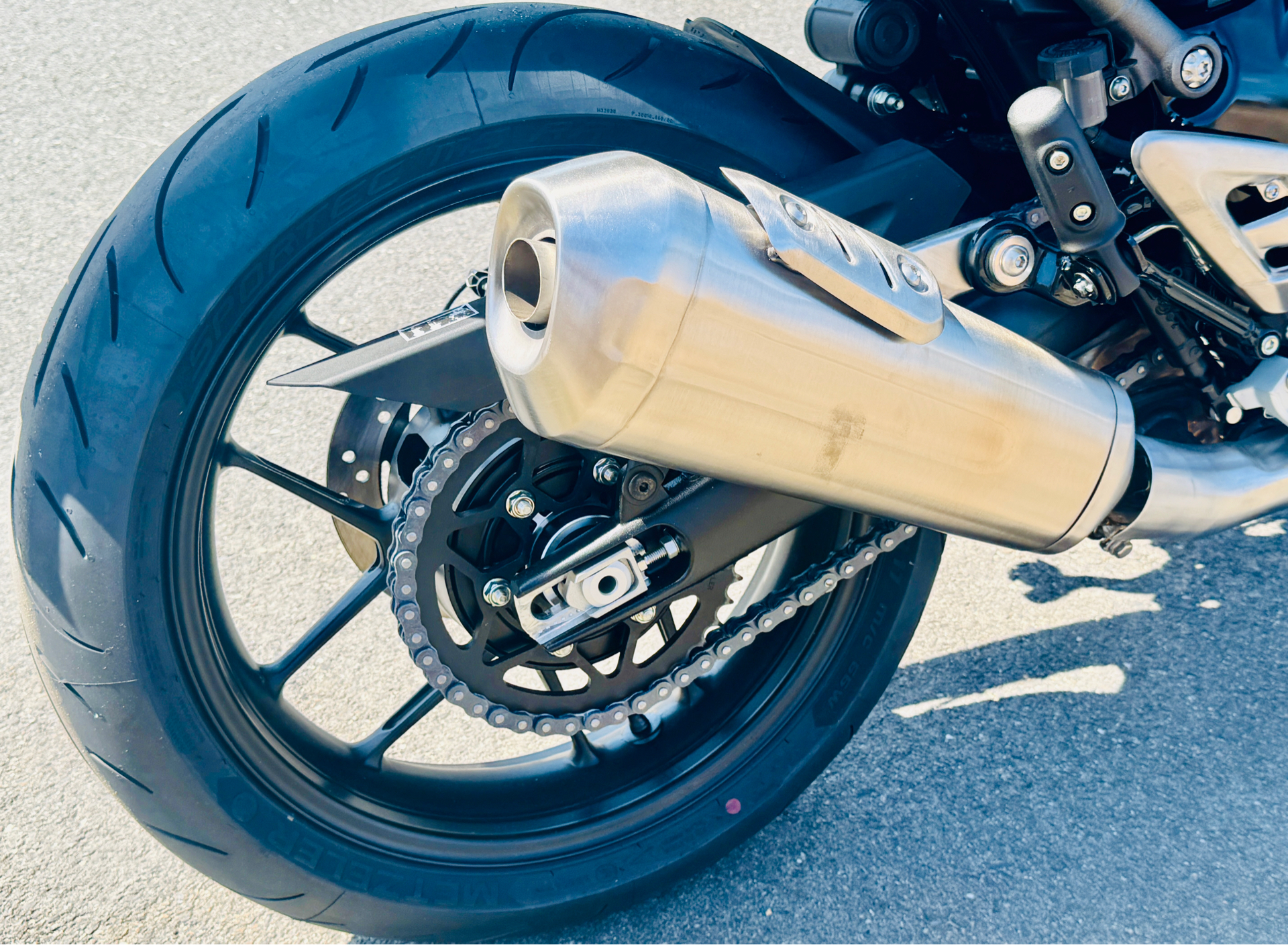2025 Triumph Speed 400 in Foxboro, Massachusetts - Photo 22