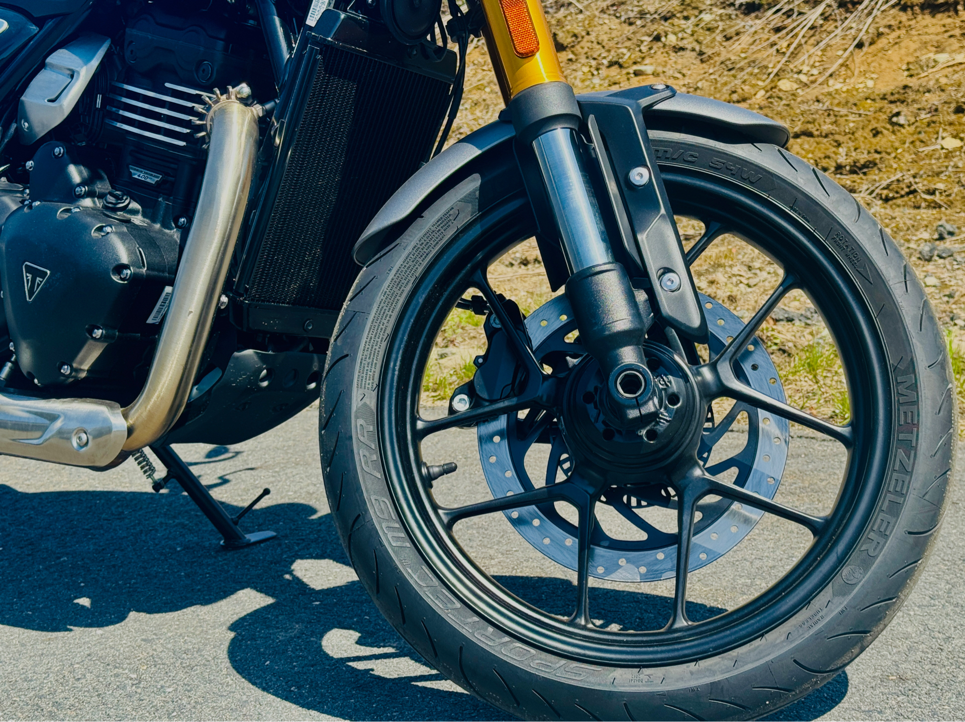 2025 Triumph Speed 400 in Foxboro, Massachusetts - Photo 19