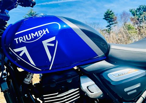 2025 Triumph Speed 400 in Foxboro, Massachusetts - Photo 5
