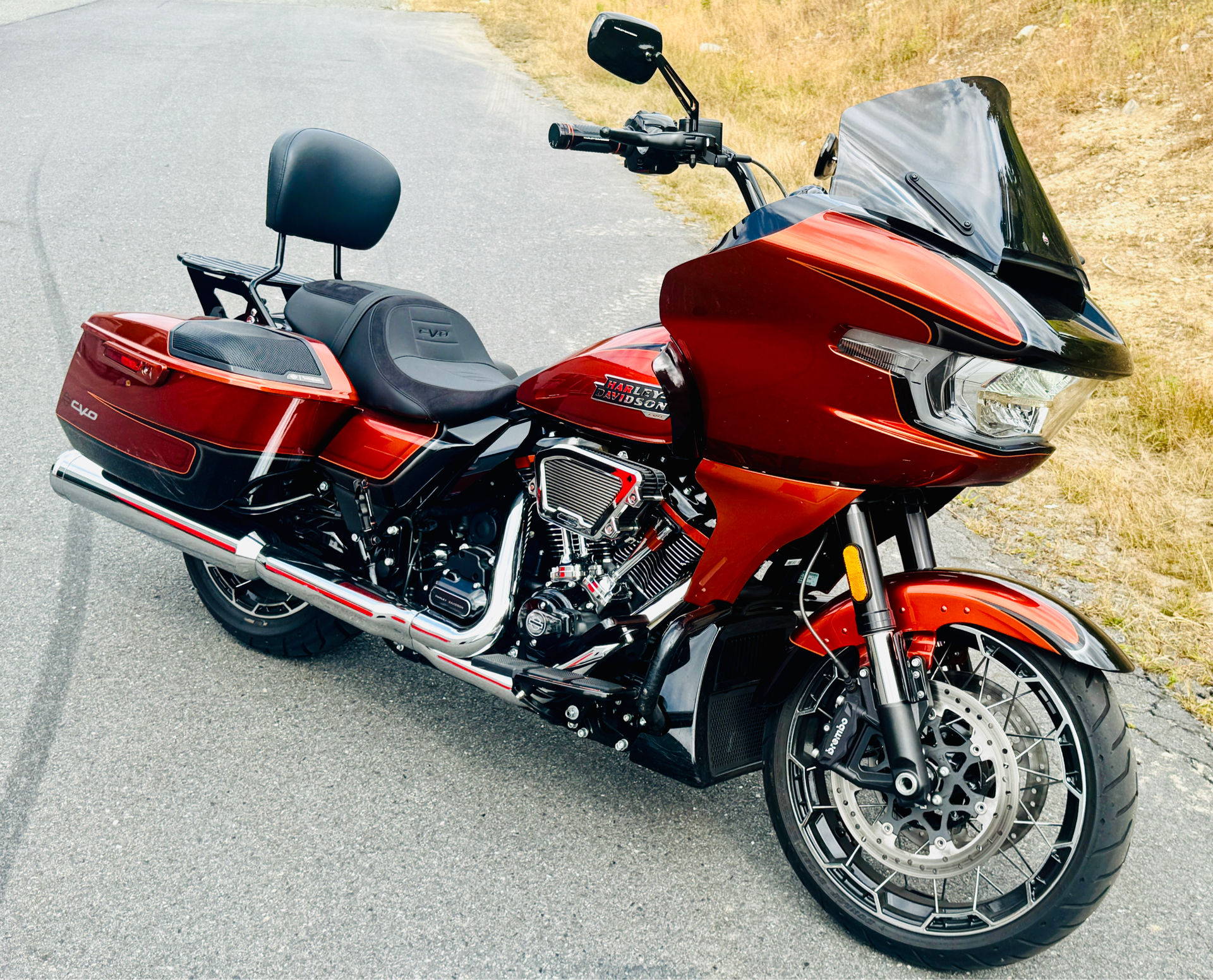 2023 Harley-Davidson CVO™ Road Glide® in Foxboro, Massachusetts - Photo 17