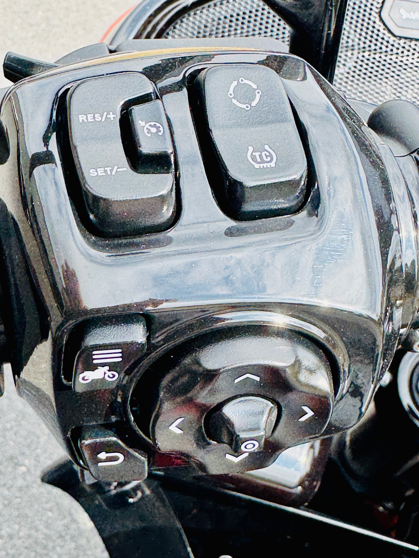 2023 Harley-Davidson CVO™ Road Glide® in Foxboro, Massachusetts - Photo 27