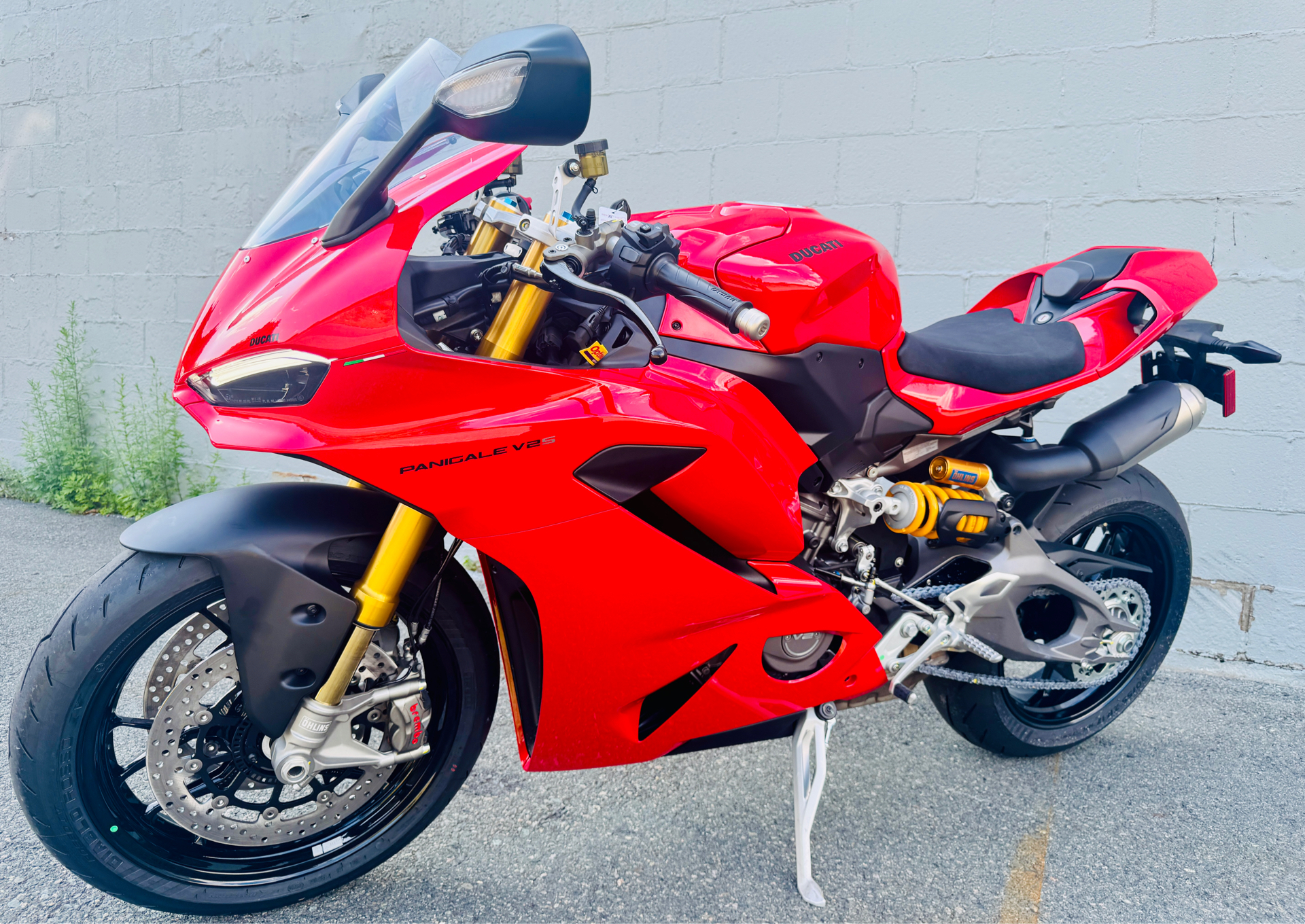 2025 Ducati Panigale V2 S in Foxboro, Massachusetts - Photo 17