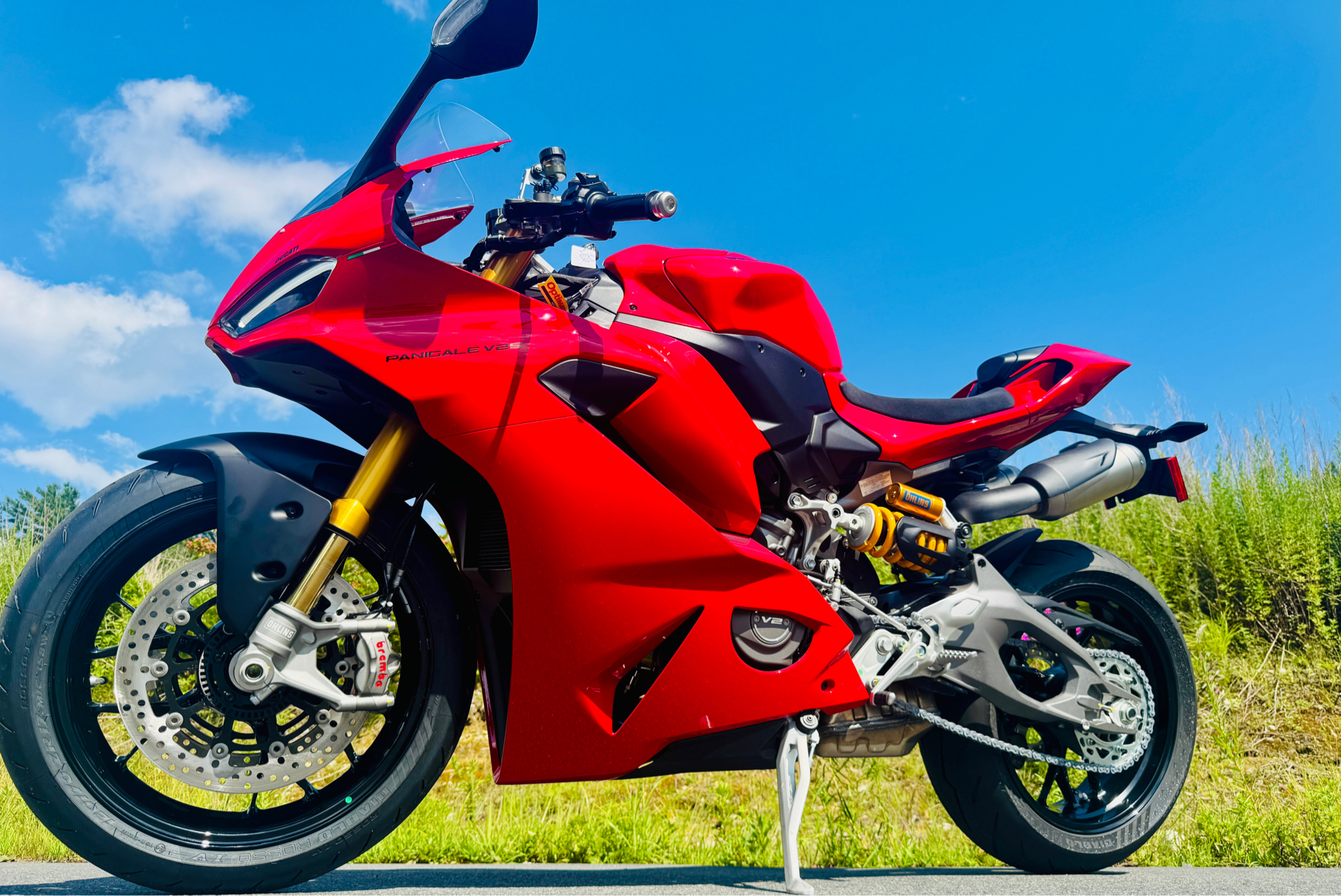 2025 Ducati Panigale V2 S in Foxboro, Massachusetts - Photo 9