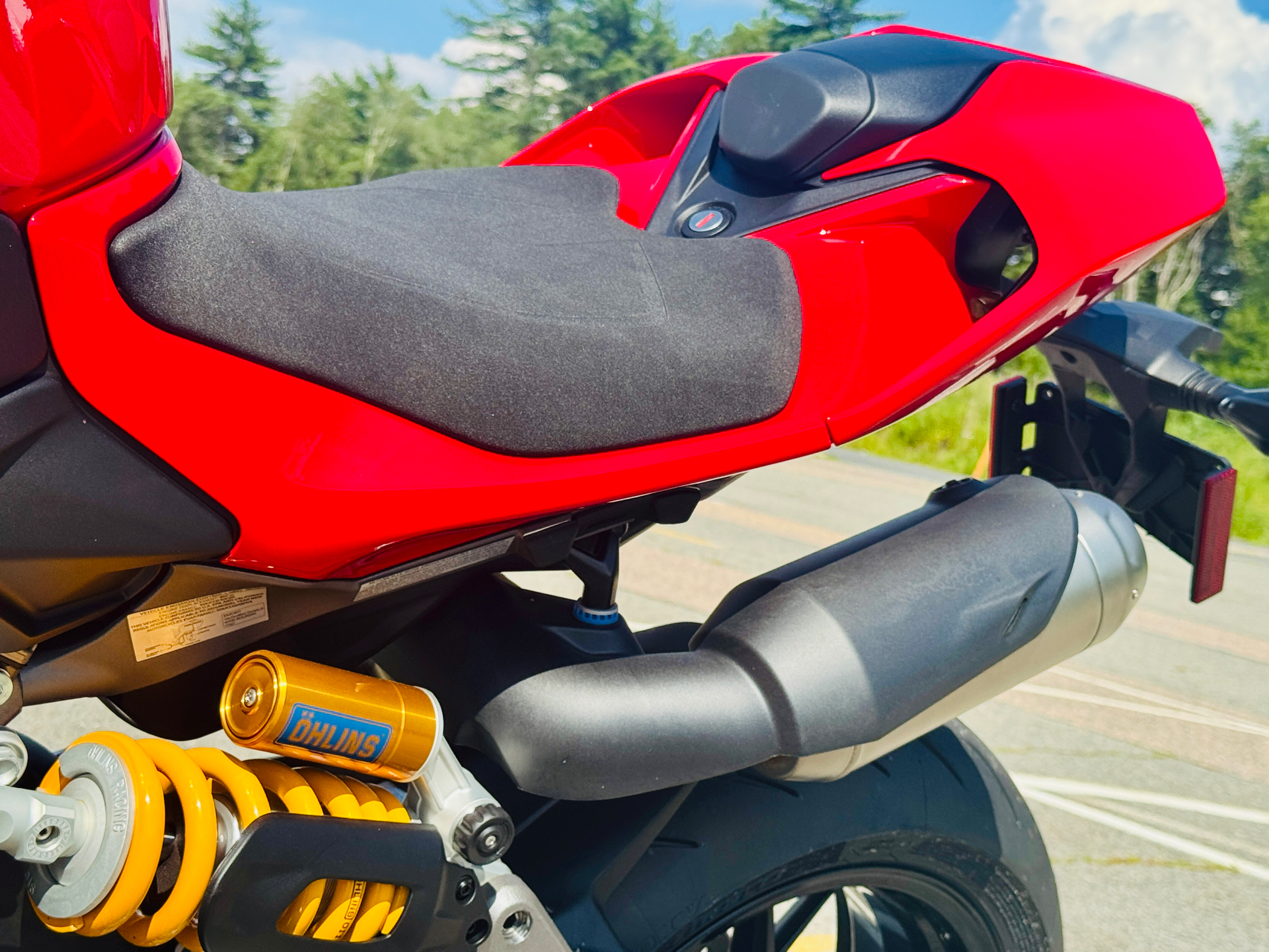 2025 Ducati Panigale V2 S in Foxboro, Massachusetts - Photo 14