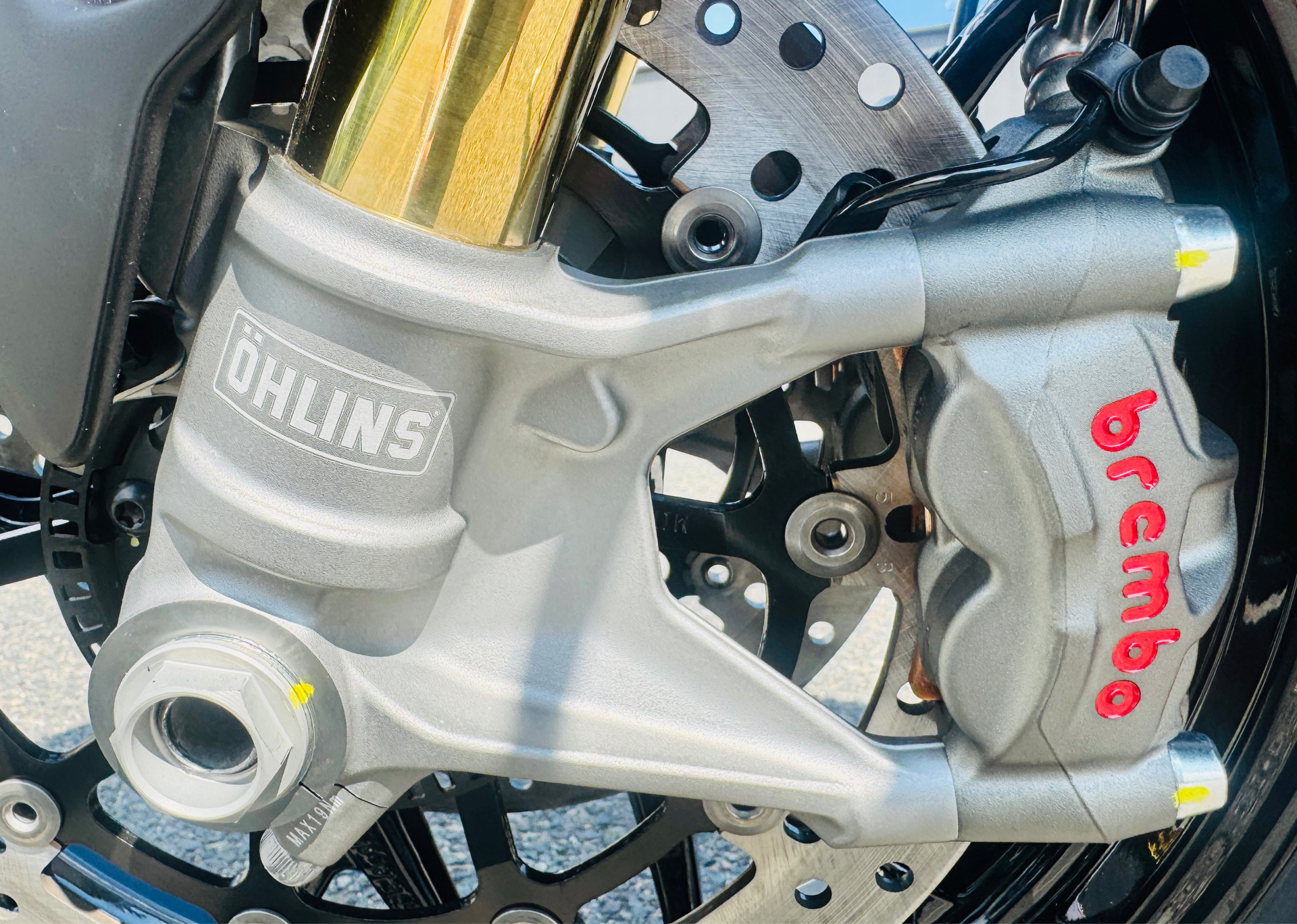 2025 Ducati Panigale V2 S in Foxboro, Massachusetts - Photo 6