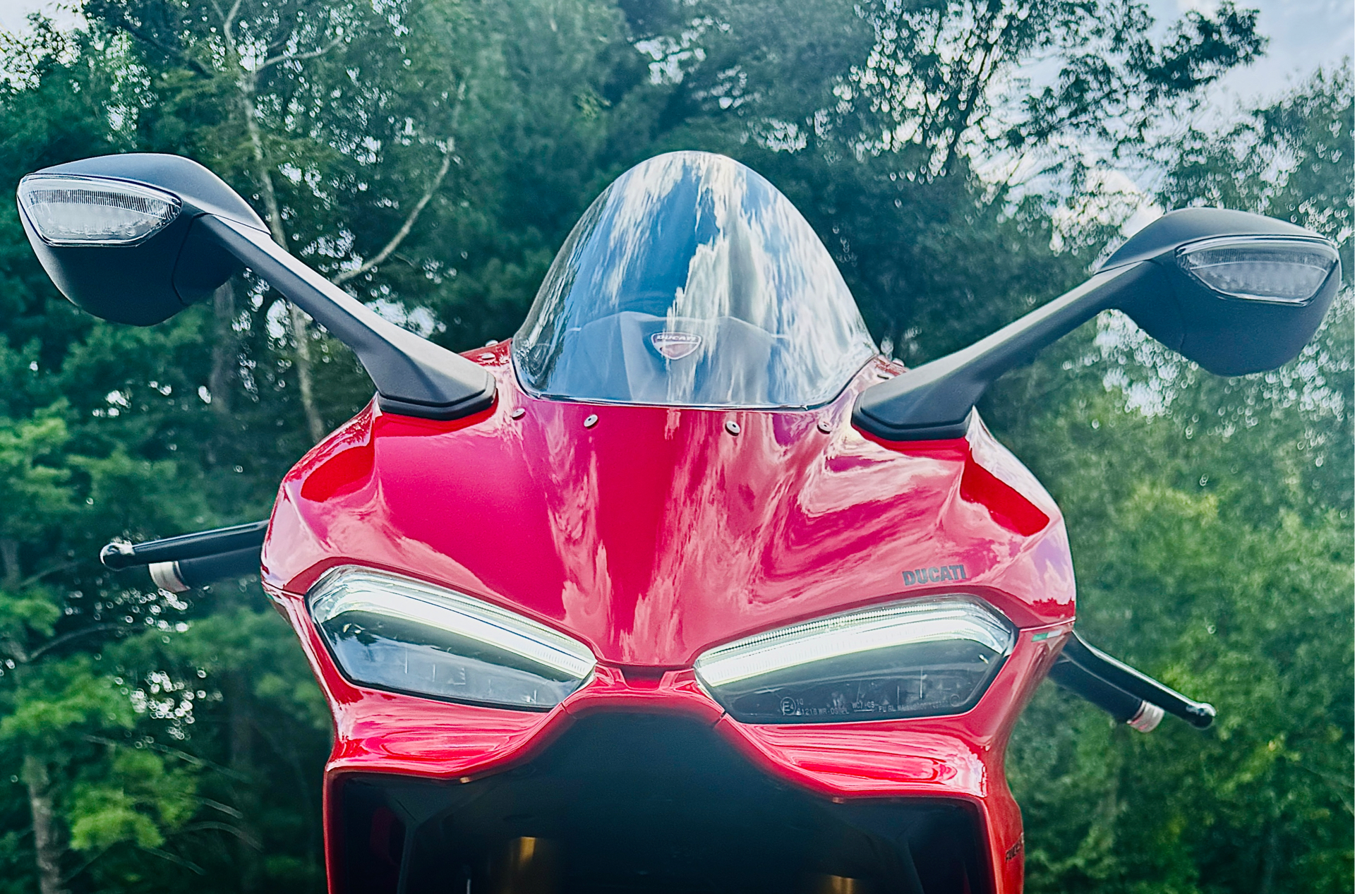 2025 Ducati Panigale V2 S in Foxboro, Massachusetts - Photo 20
