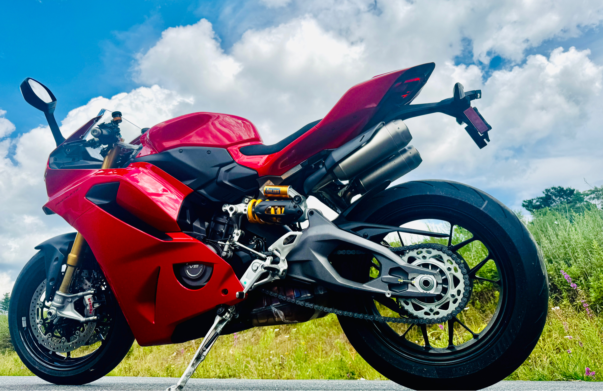 2025 Ducati Panigale V2 S in Foxboro, Massachusetts - Photo 5