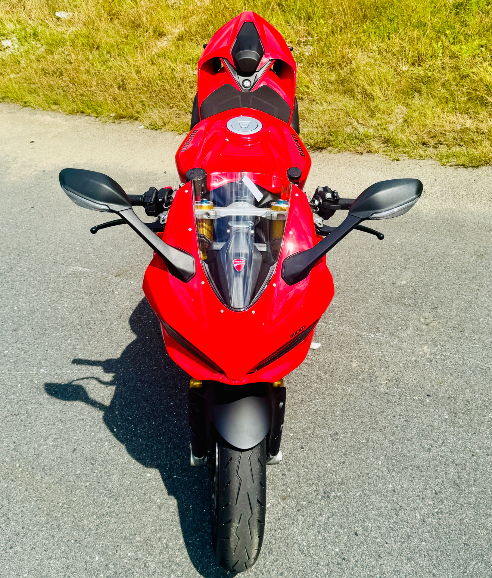 2025 Ducati Panigale V2 S in Foxboro, Massachusetts - Photo 24