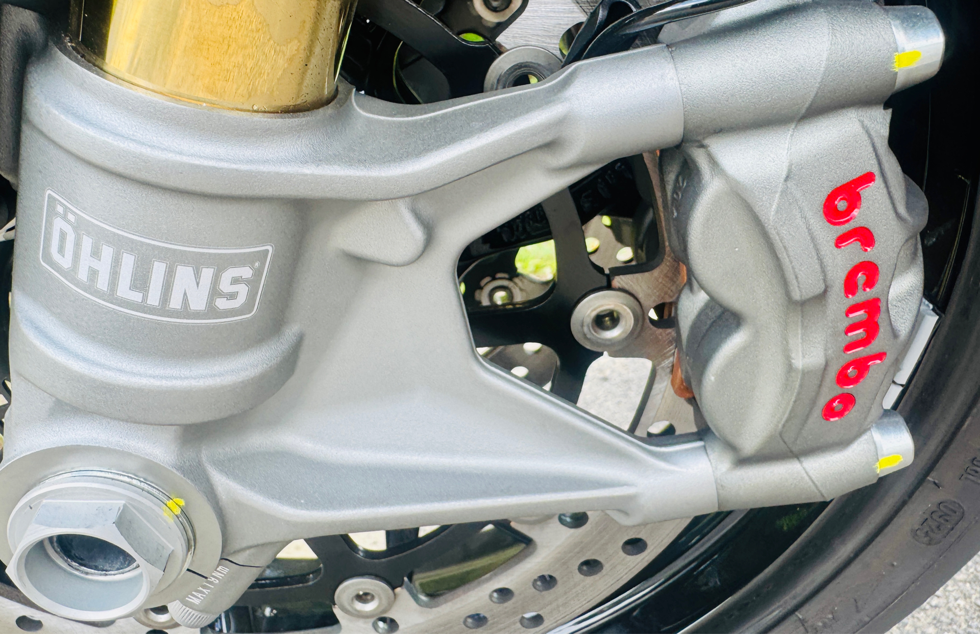 2025 Ducati Panigale V2 S in Foxboro, Massachusetts - Photo 4