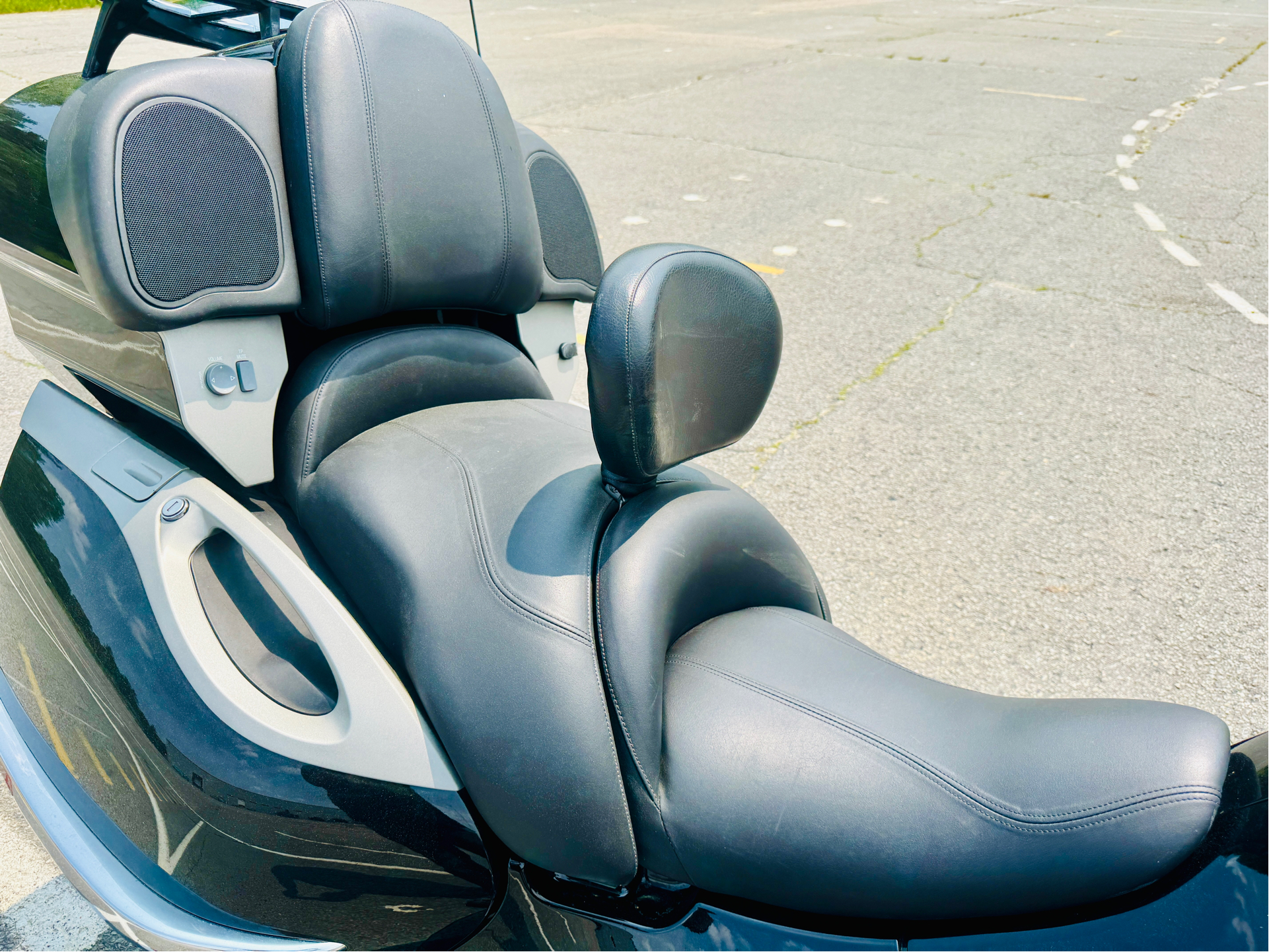 2009 BMW K 1200 LT in Foxboro, Massachusetts - Photo 4