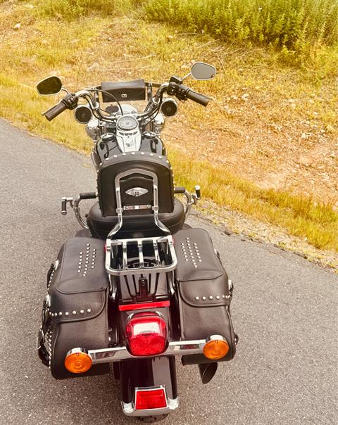 2011 Harley-Davidson Heritage Softail® Classic Peace Officer in Foxboro, Massachusetts - Photo 22